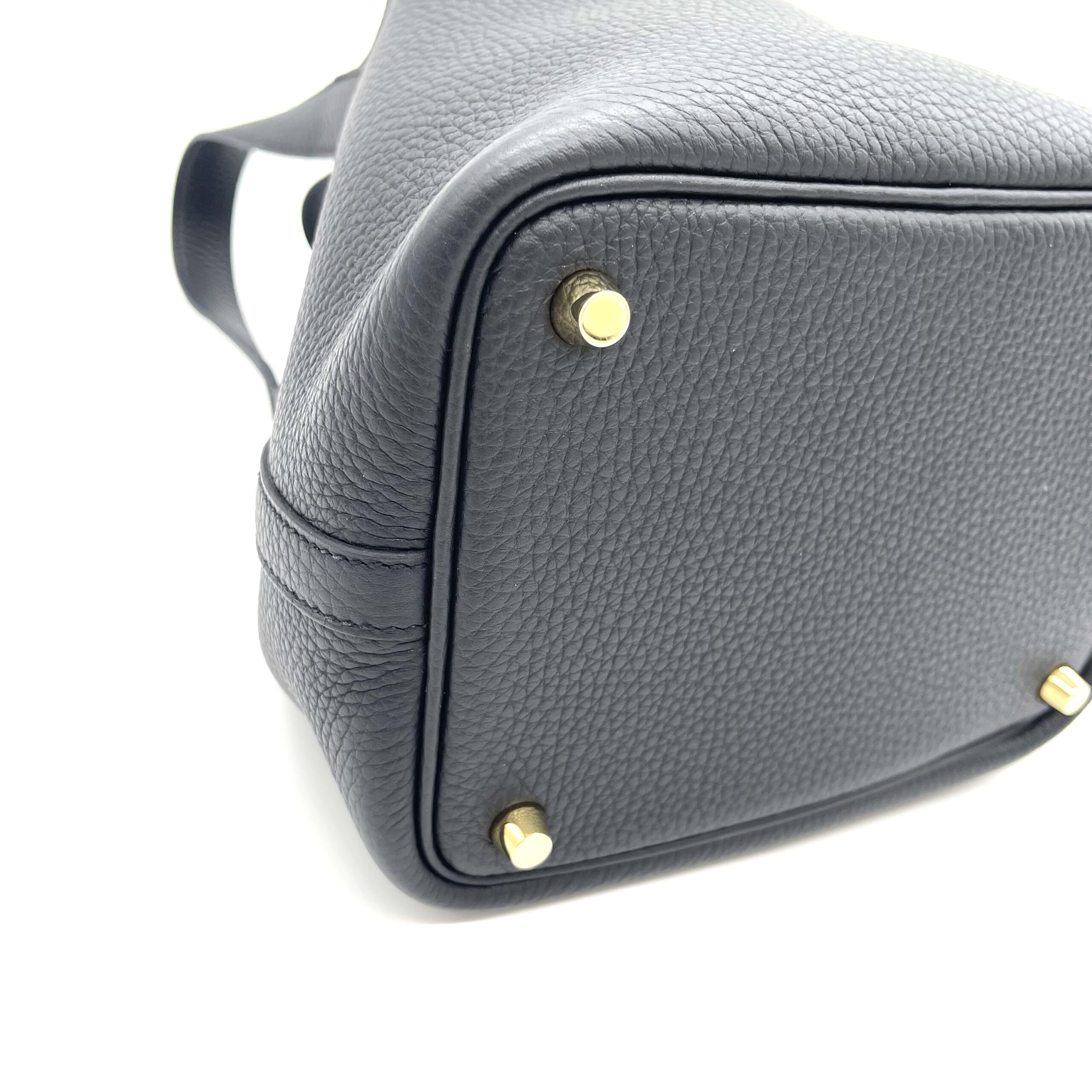 Hermès Taurillon Clemence Picotin Lock 18 PM – Black with Gold - Image 6