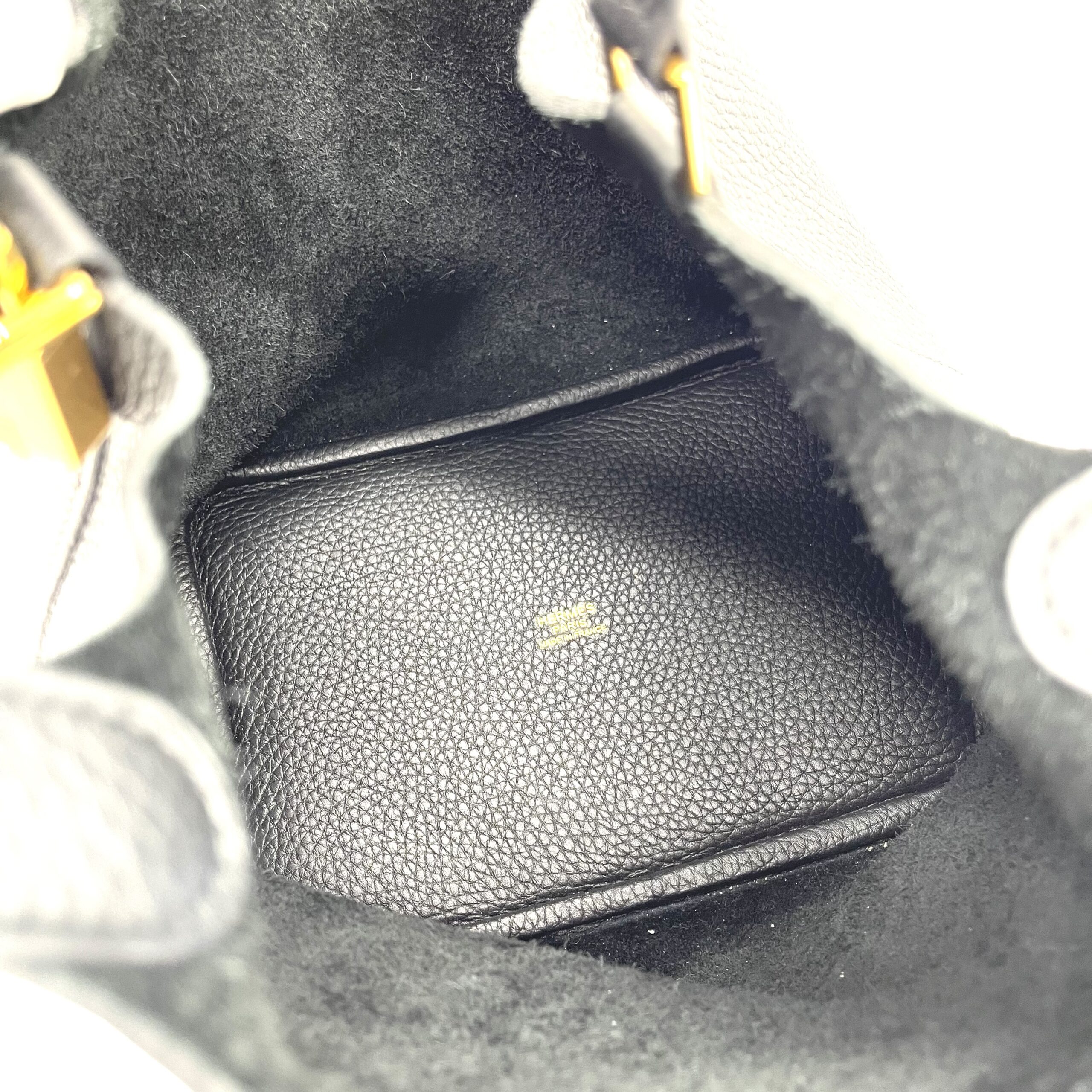 Hermès Taurillon Clemence Picotin Lock 18 PM – Black with Gold - Image 8