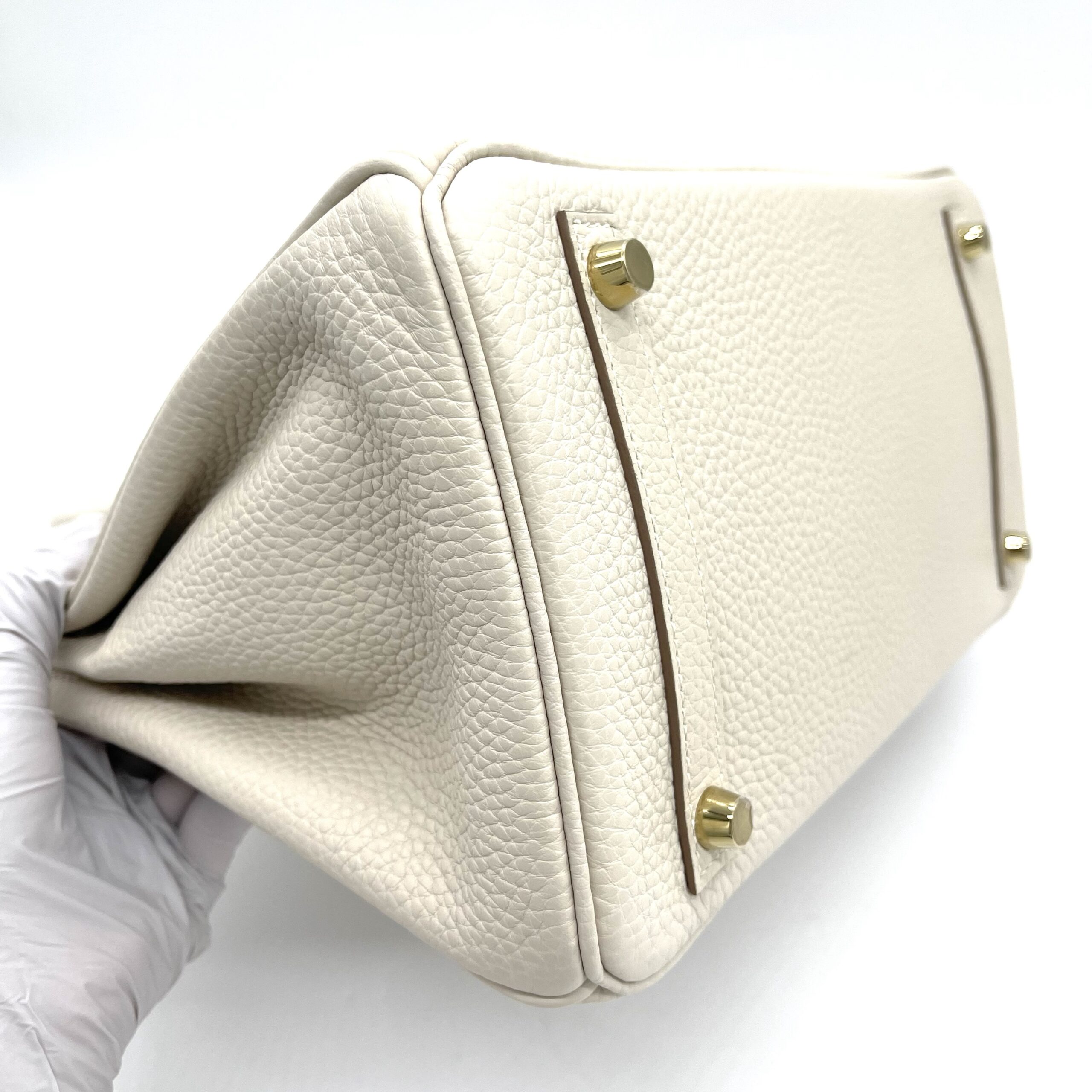 Hermès Birkin 30 – Craie Togo with Gold Hardware - Image 6