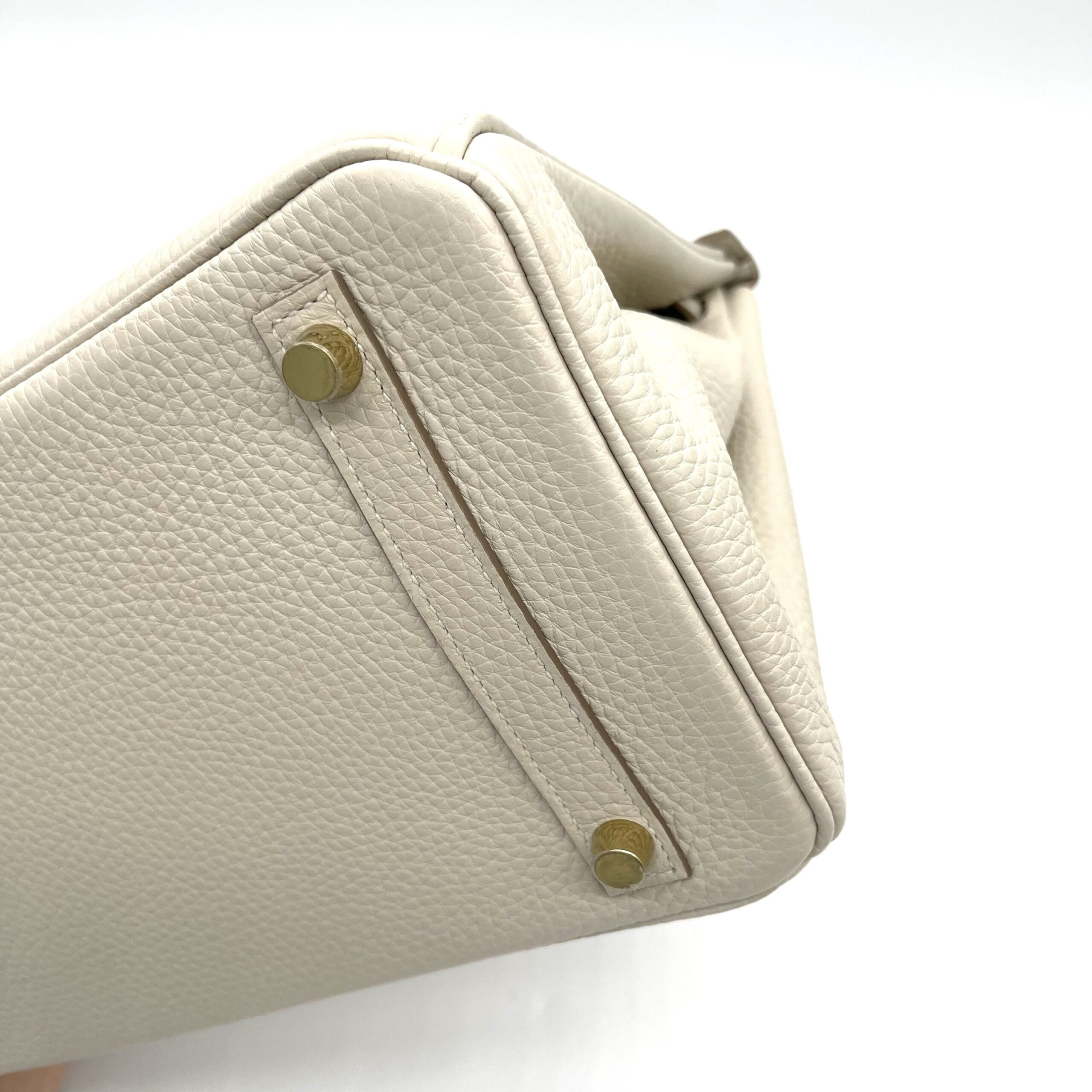 Hermès Birkin 30 – Craie Togo with Gold Hardware - Image 7