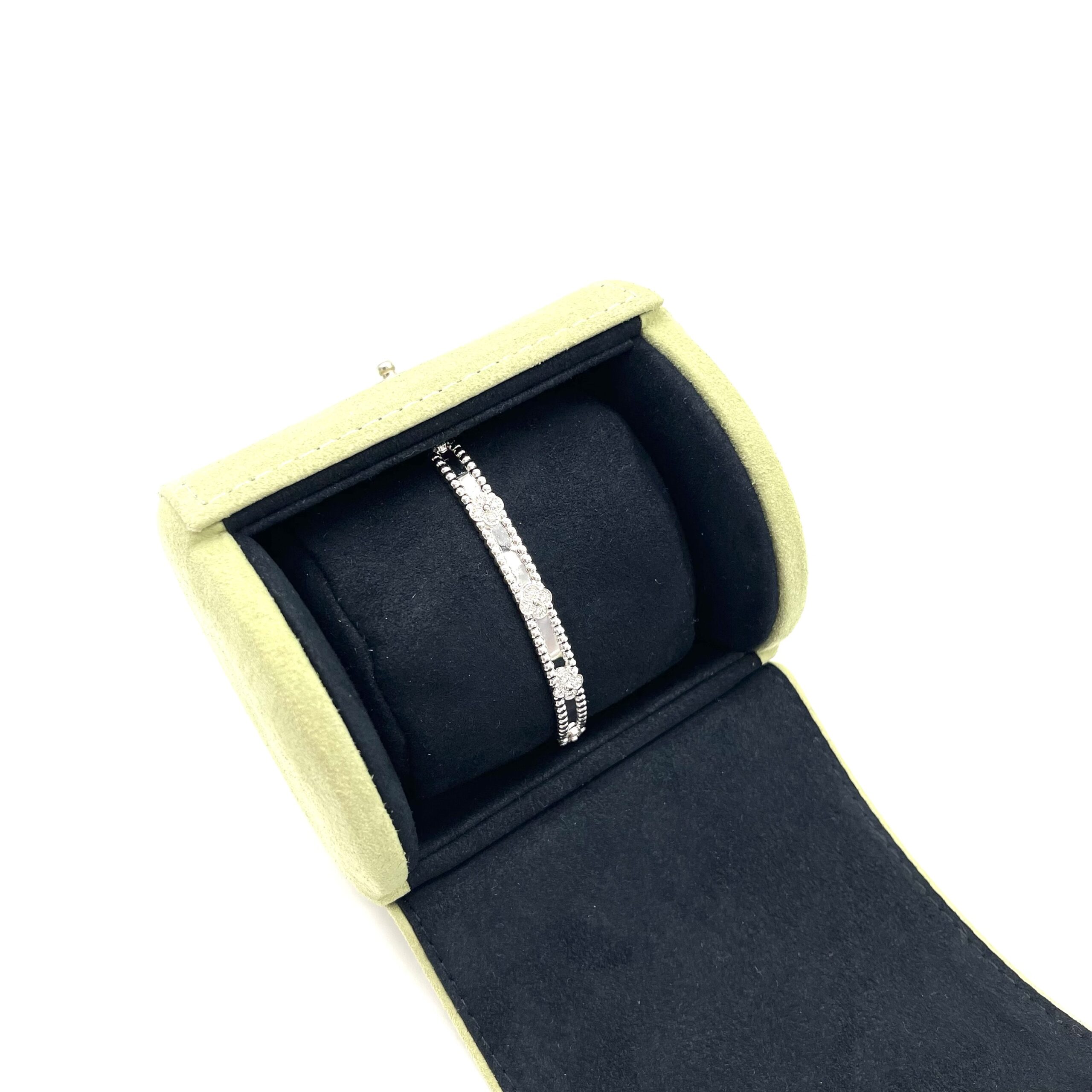 Van Cleef & Arpels Perlée Sweet Clovers Bracelet – 18K White Gold with Diamond - Image 2