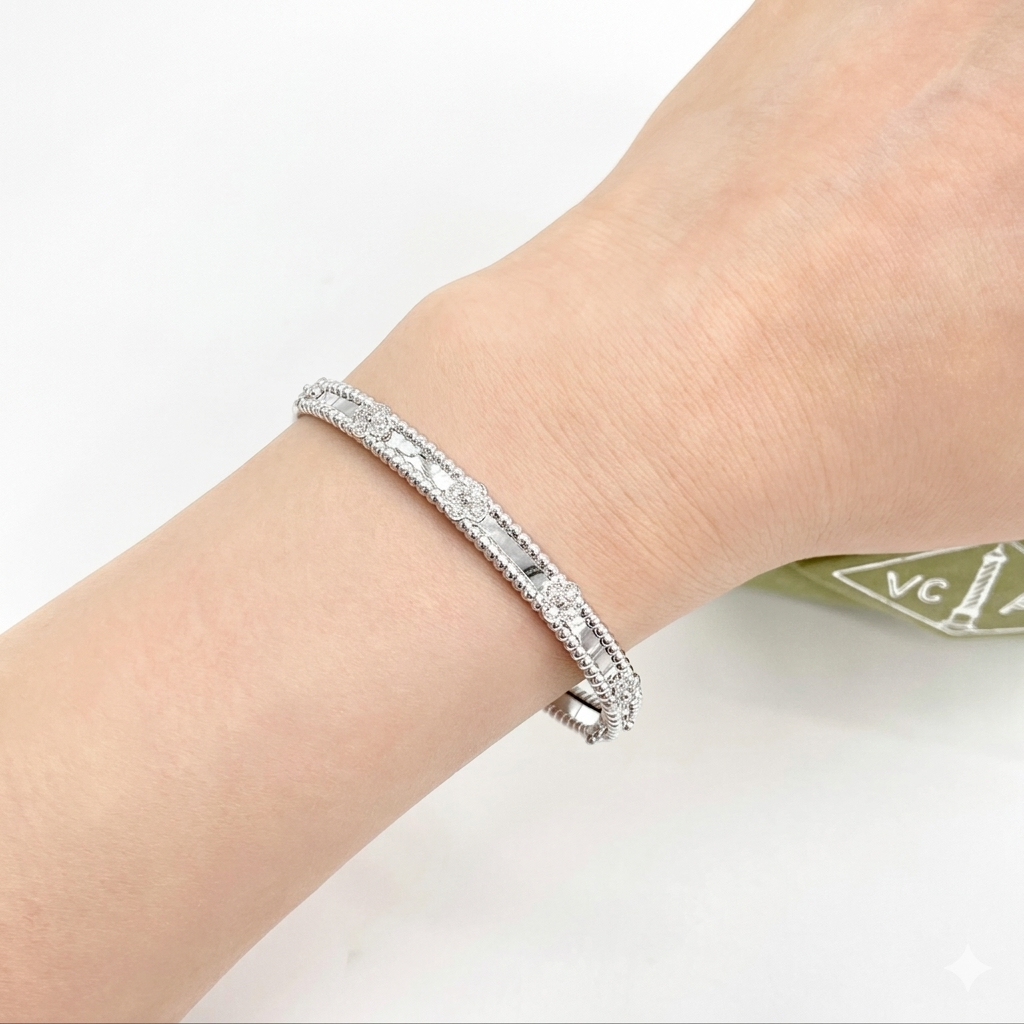 Van Cleef & Arpels Perlée Sweet Clovers Bracelet – 18K White Gold with Diamond - Image 8