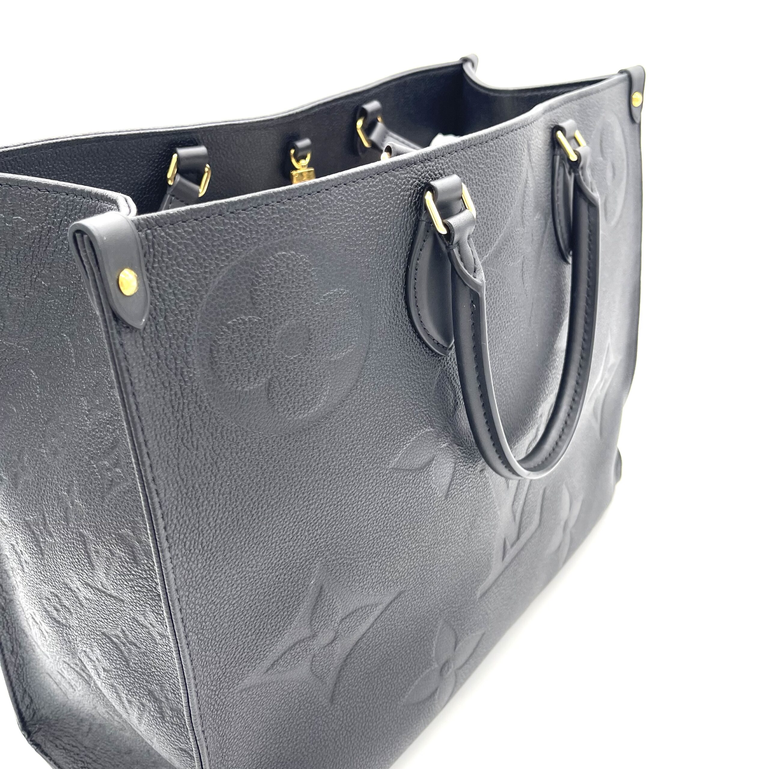 Louis Vuitton OnTheGo GM – Black - Image 3