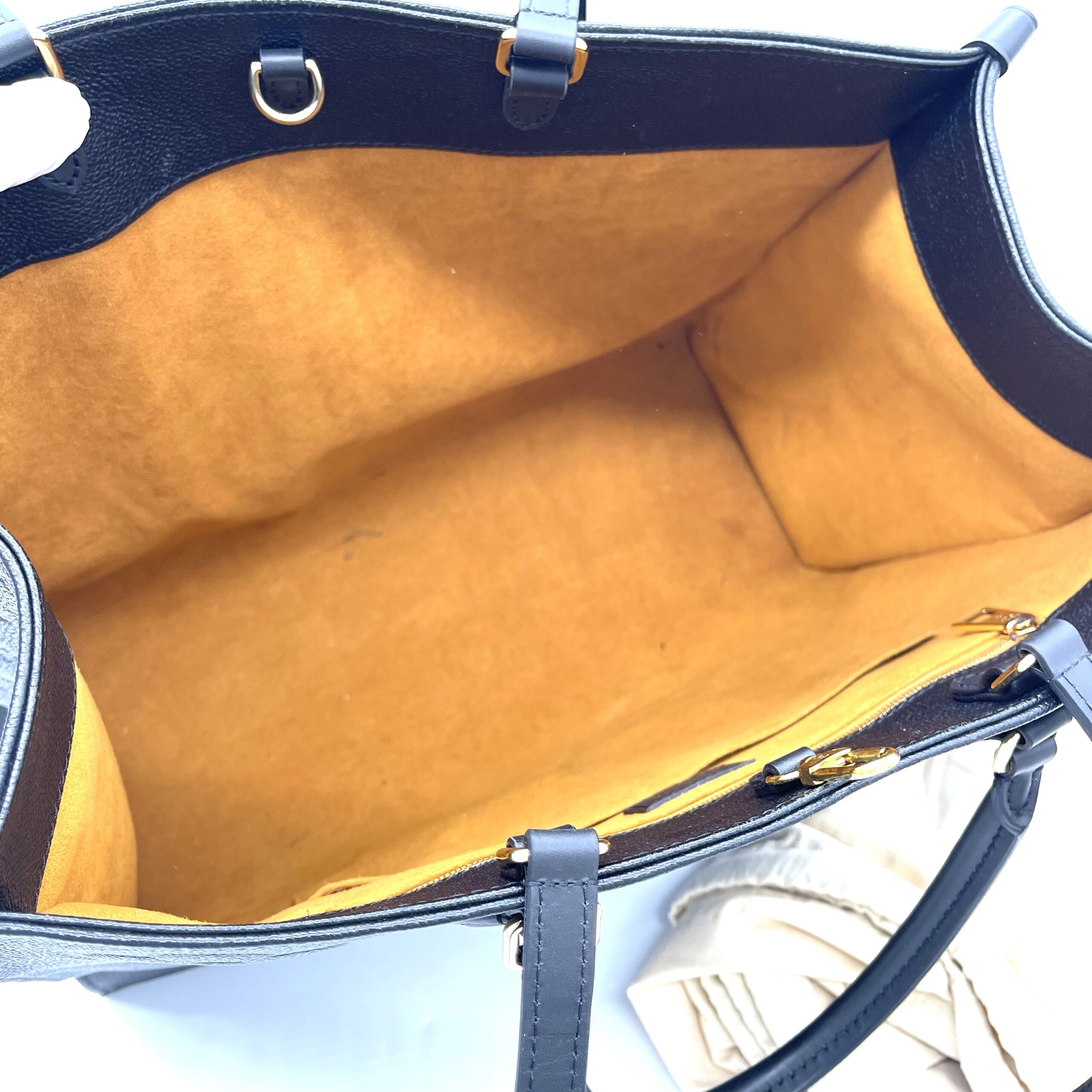 Louis Vuitton OnTheGo GM – Black - Image 7