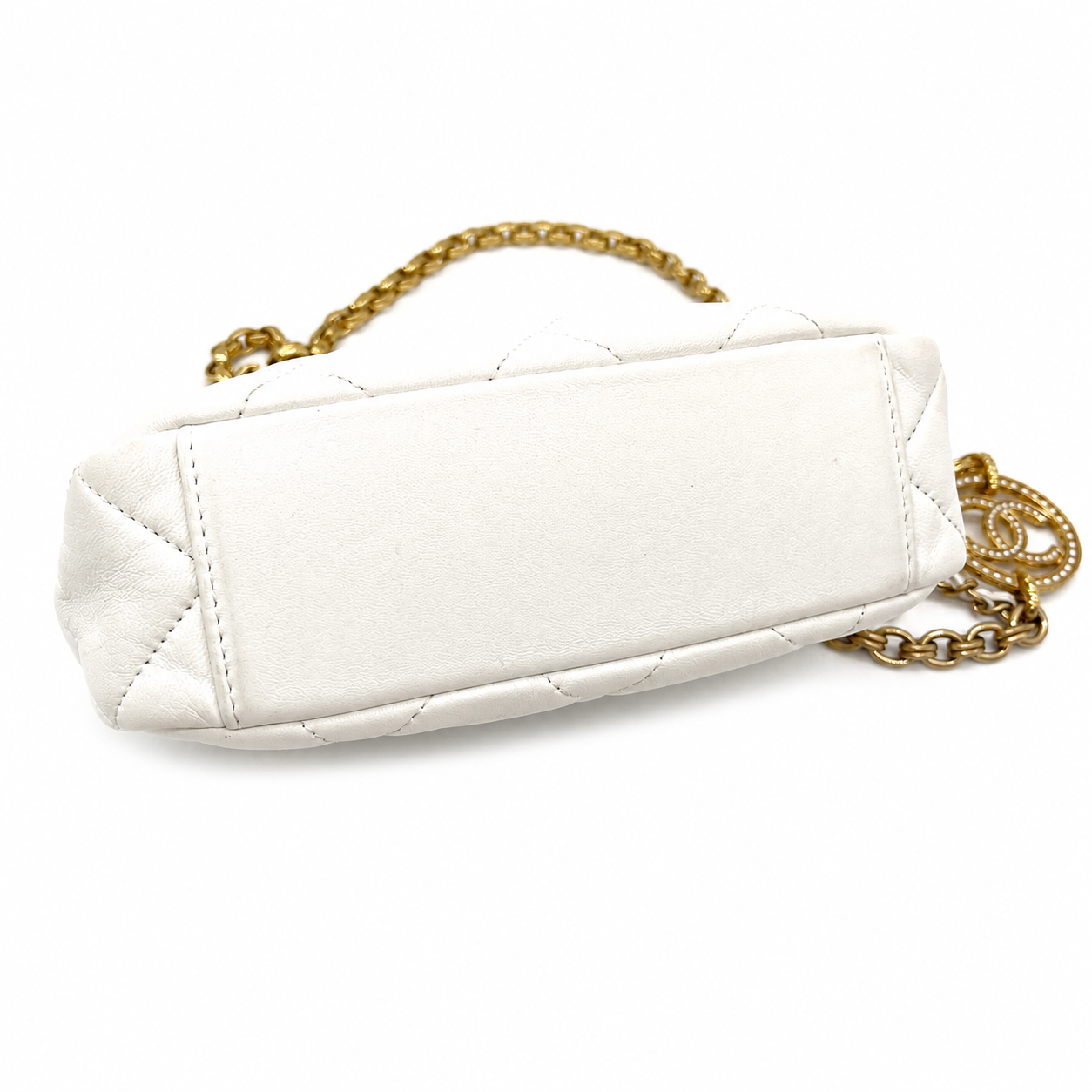 CHANEL White Quilted Lambskin Medallion Chain Camera Bag - Image 5