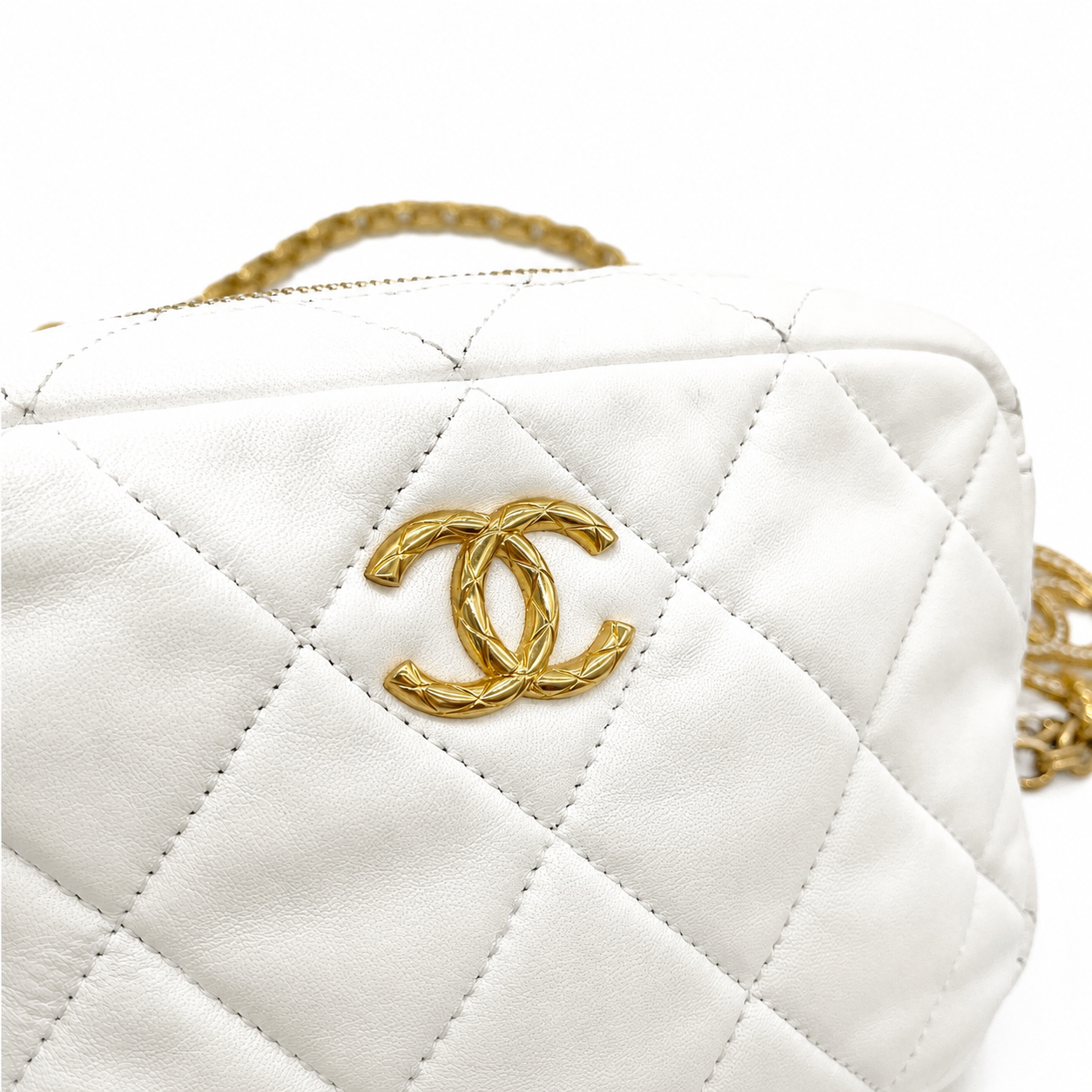 CHANEL White Quilted Lambskin Medallion Chain Camera Bag - Image 6