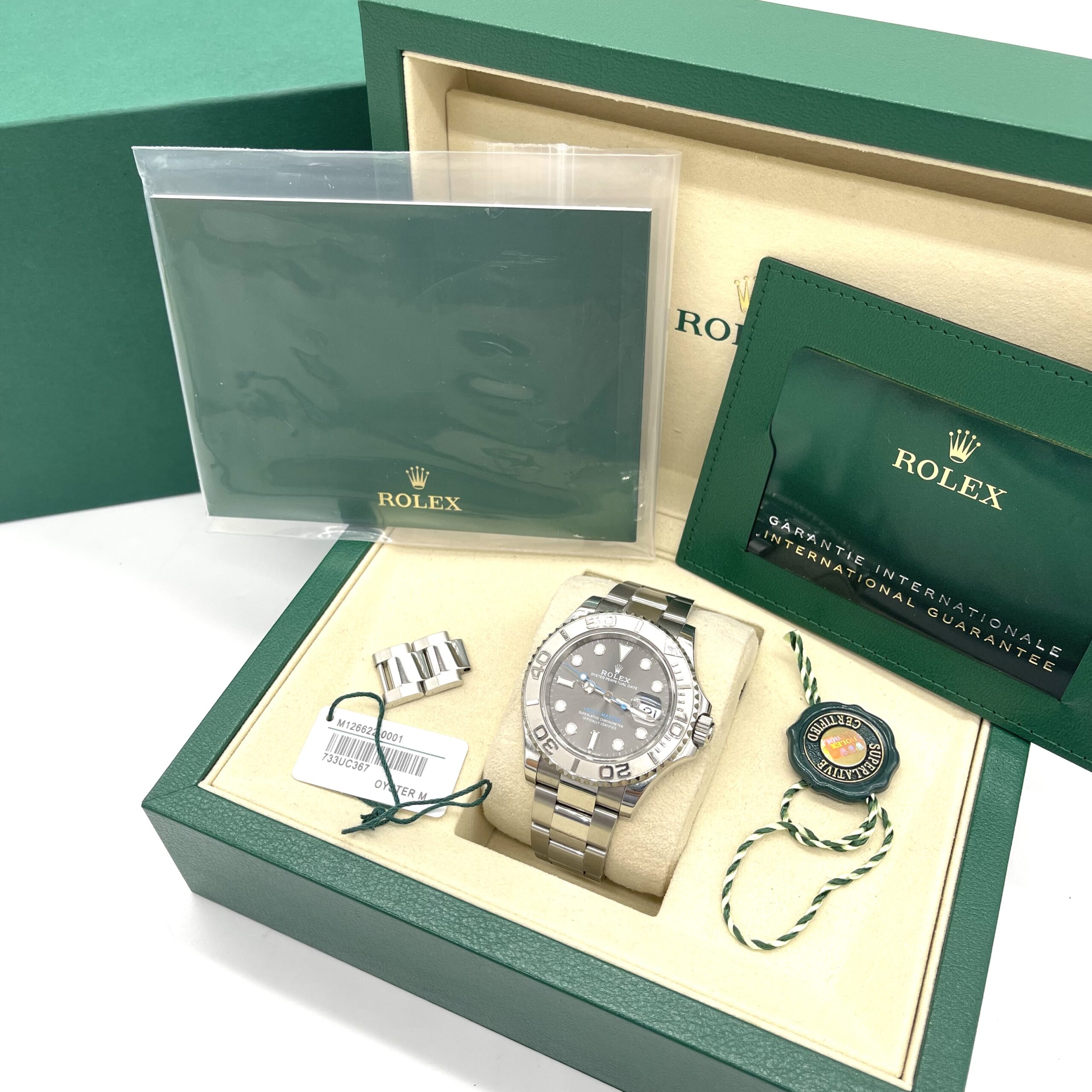 Rolex Yacht-Master 40 Slate Dial Oystersteel & Platinum Ref. 126622 – 2025 Full Set - Image 8