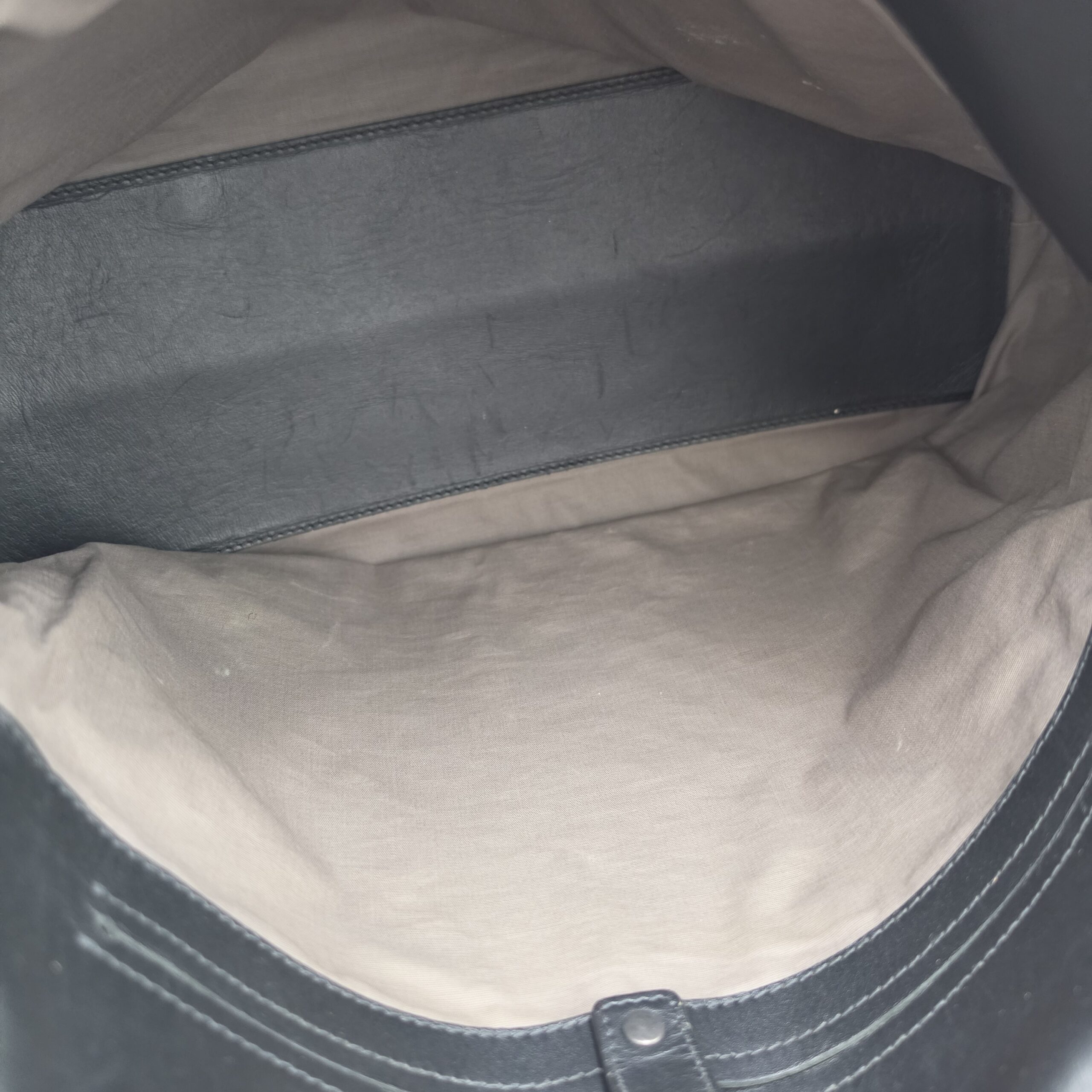 Bottega Veneta Mens Crossbody Bag photo 5 of 9