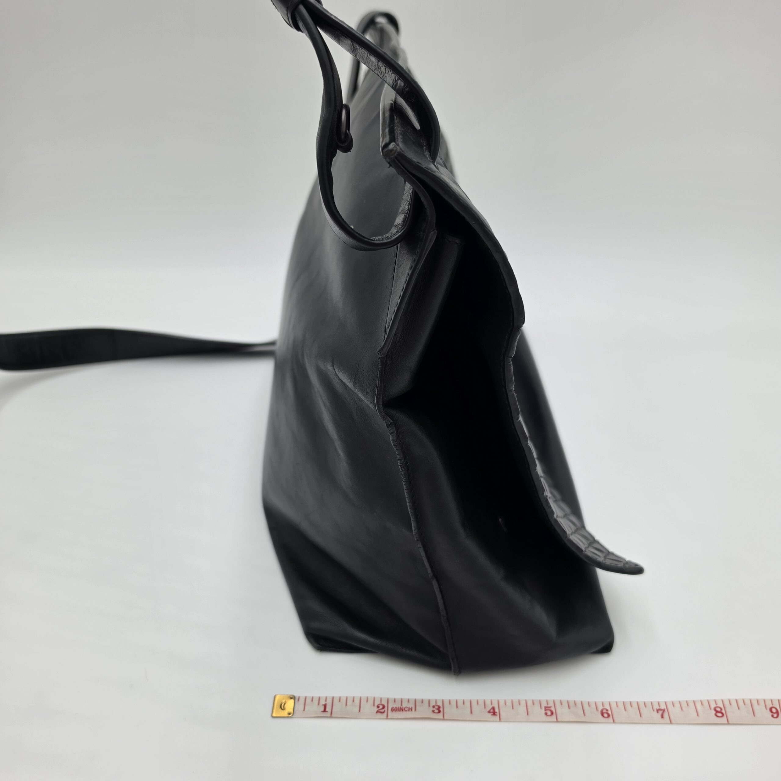 Bottega Veneta Mens Crossbody Bag photo 8 of 9