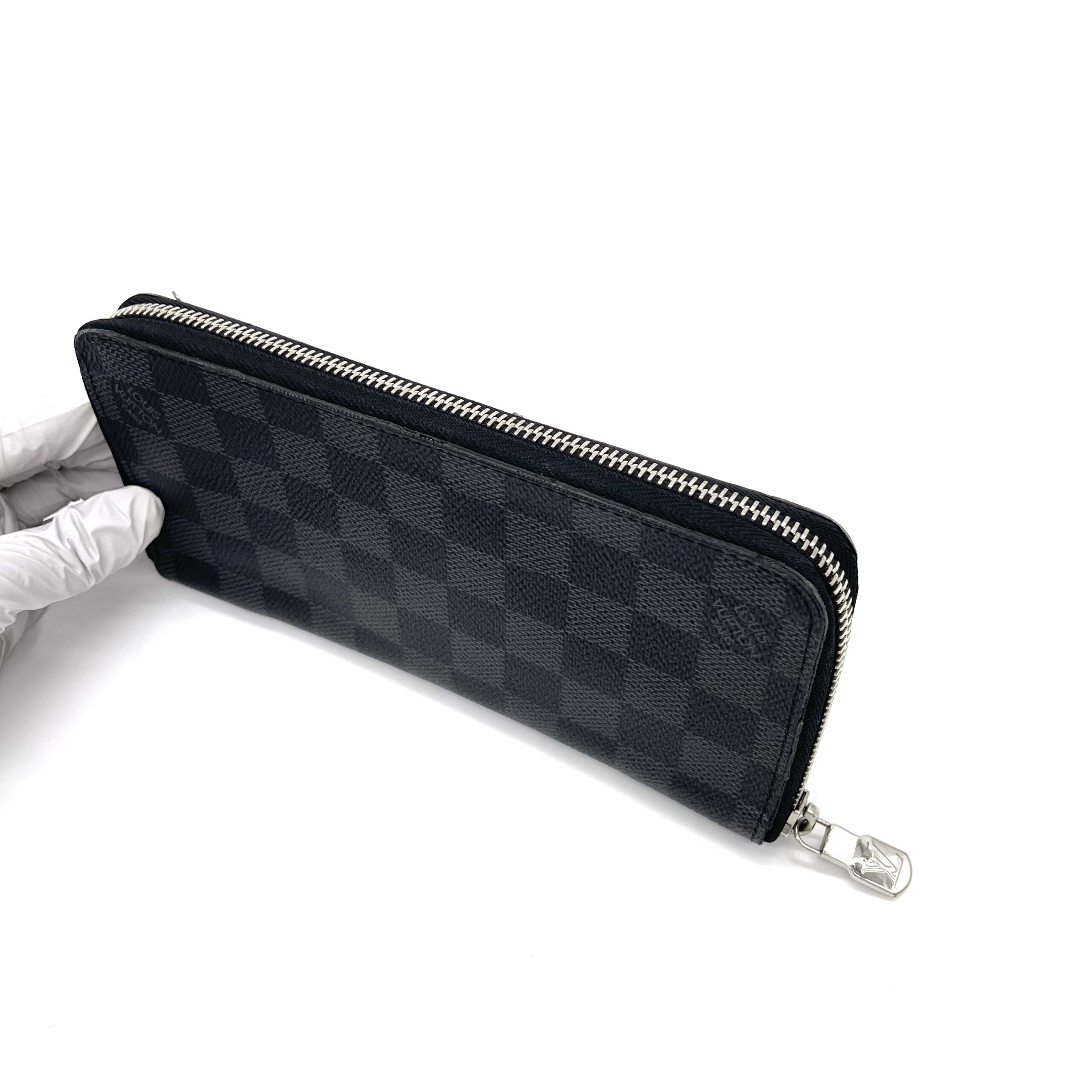 Louis Vuitton Zippy Organizer Wallet Damier Graphite – Black/Gray Checkered Canvas - Image 2
