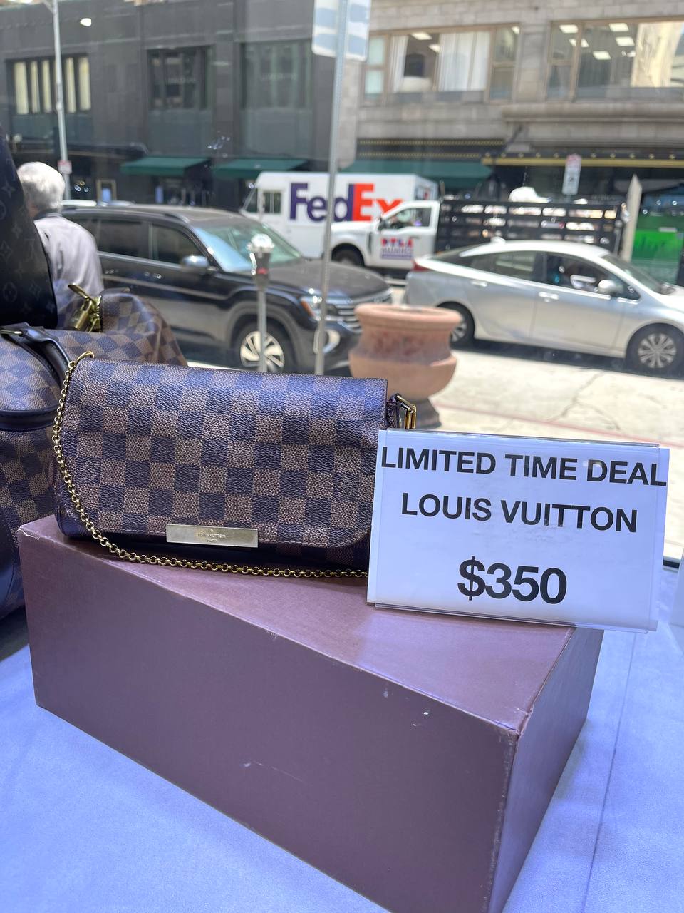 Louis Vuitton Favorite MM