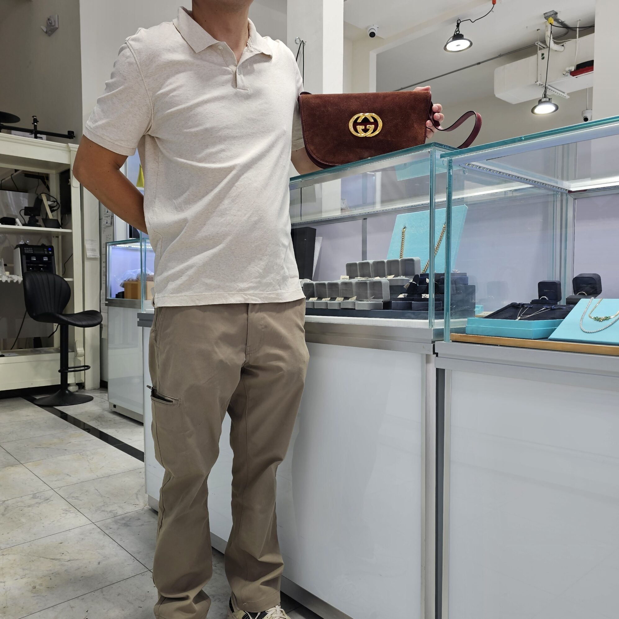 GUCCI Arli Suede Shoulder Bag Burgundy photo 1 of 5