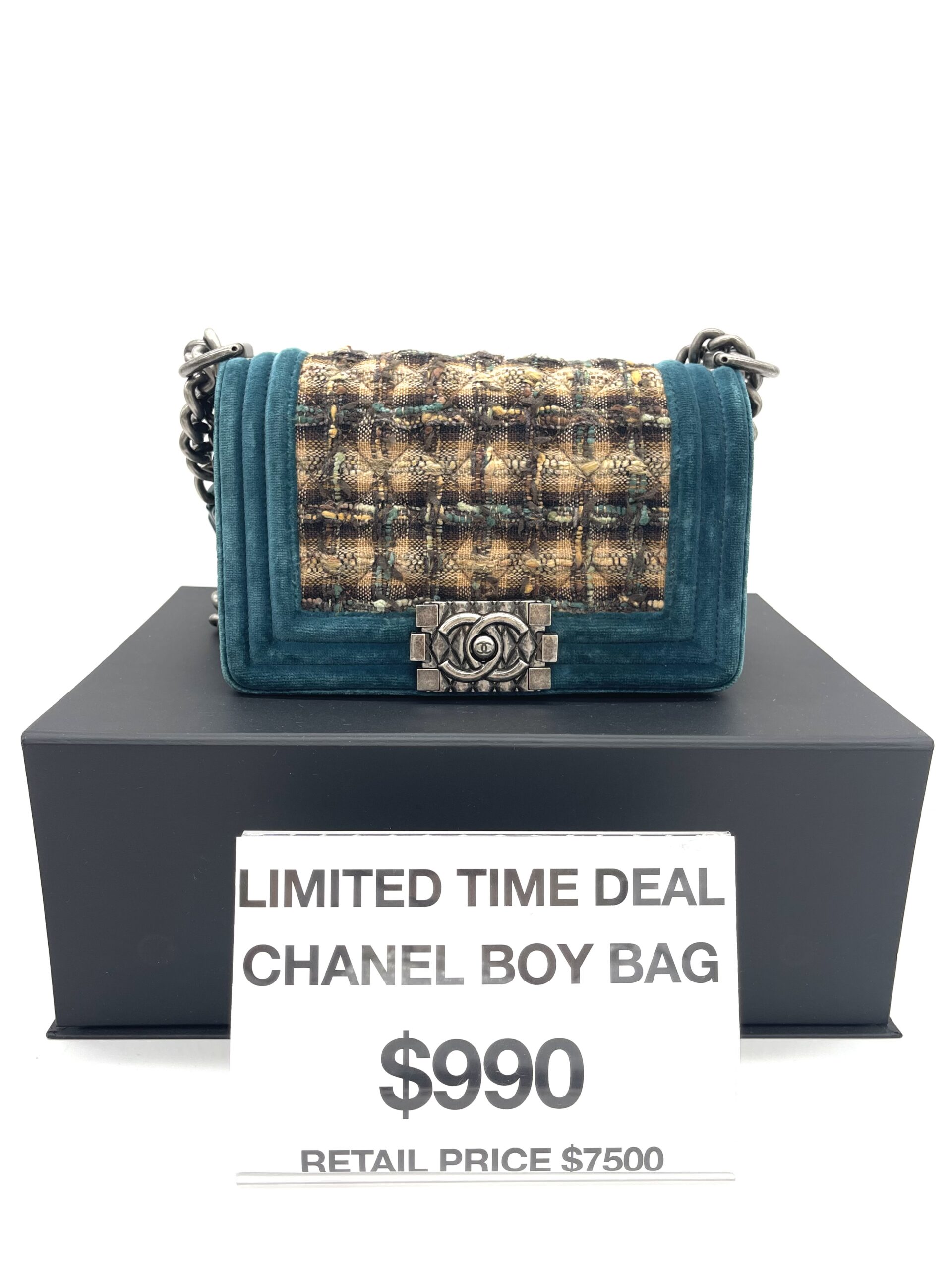 FlashDrop | Chanel Boy Bag