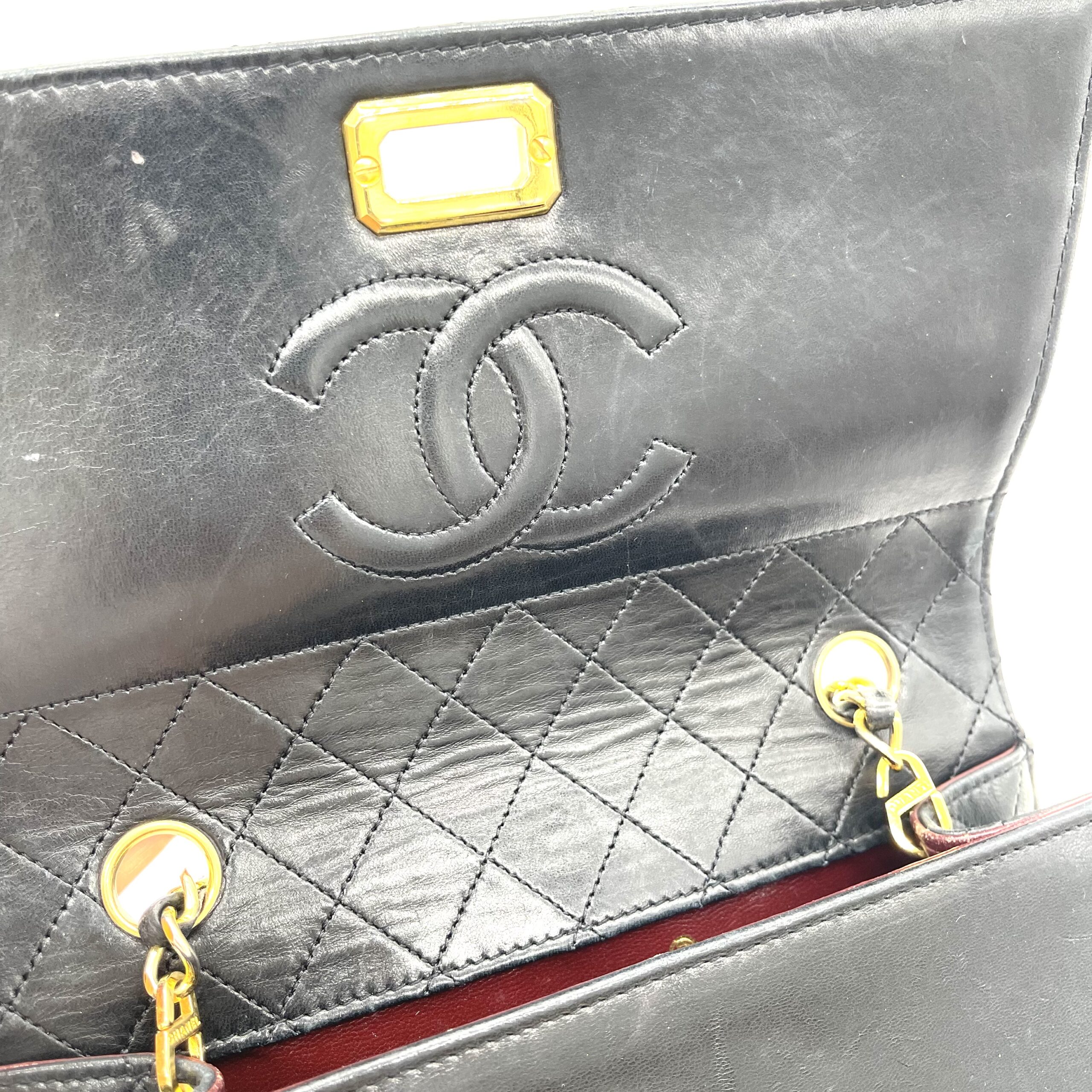 CHANEL 2.55 Reissue Single Flap Chain Shoulder Bag Black Lambskin GHW photo 4 of 5