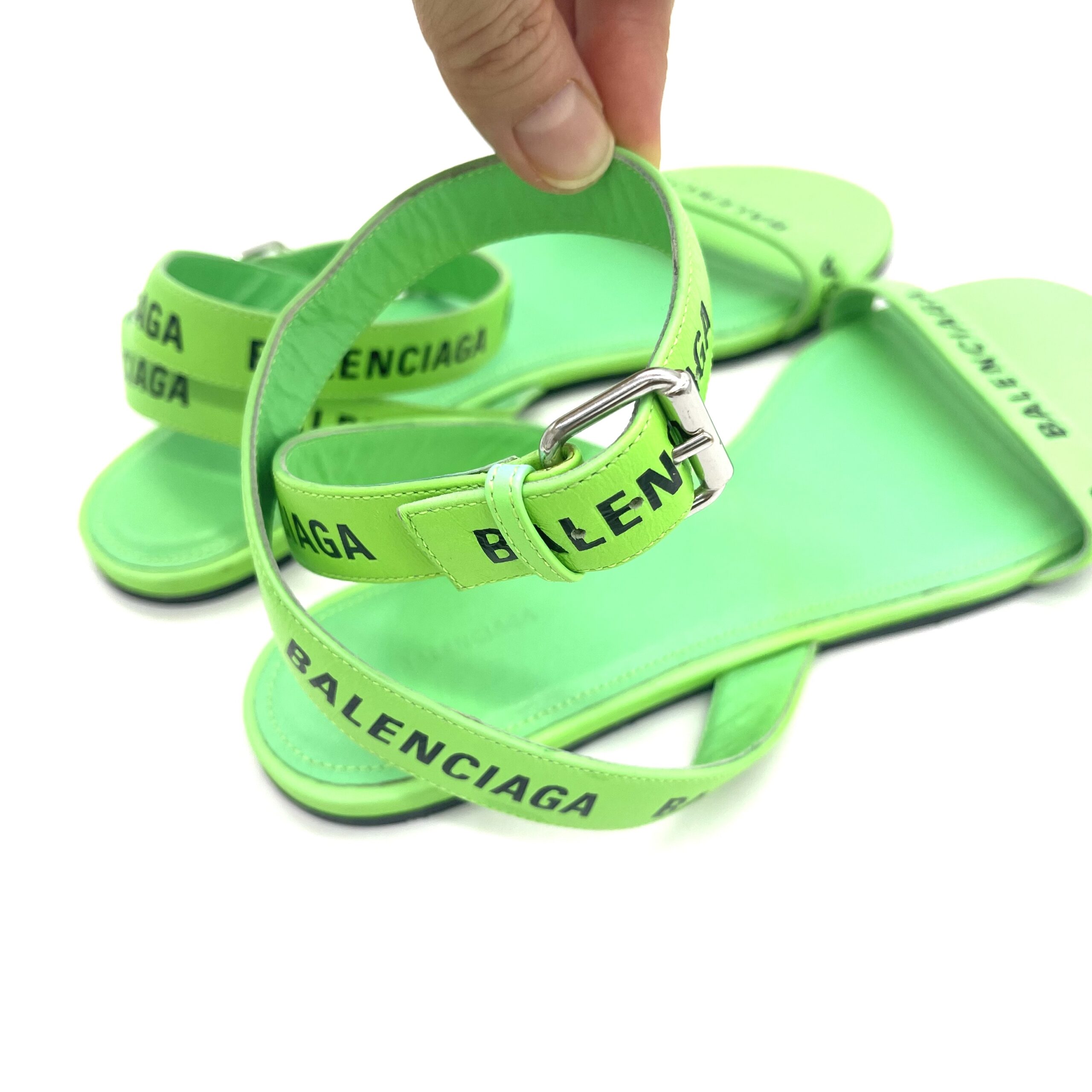 BALENCIAGA Neon Green Logo Flat Sandals EU 38 | FlashDrop $80 photo 4 of 5