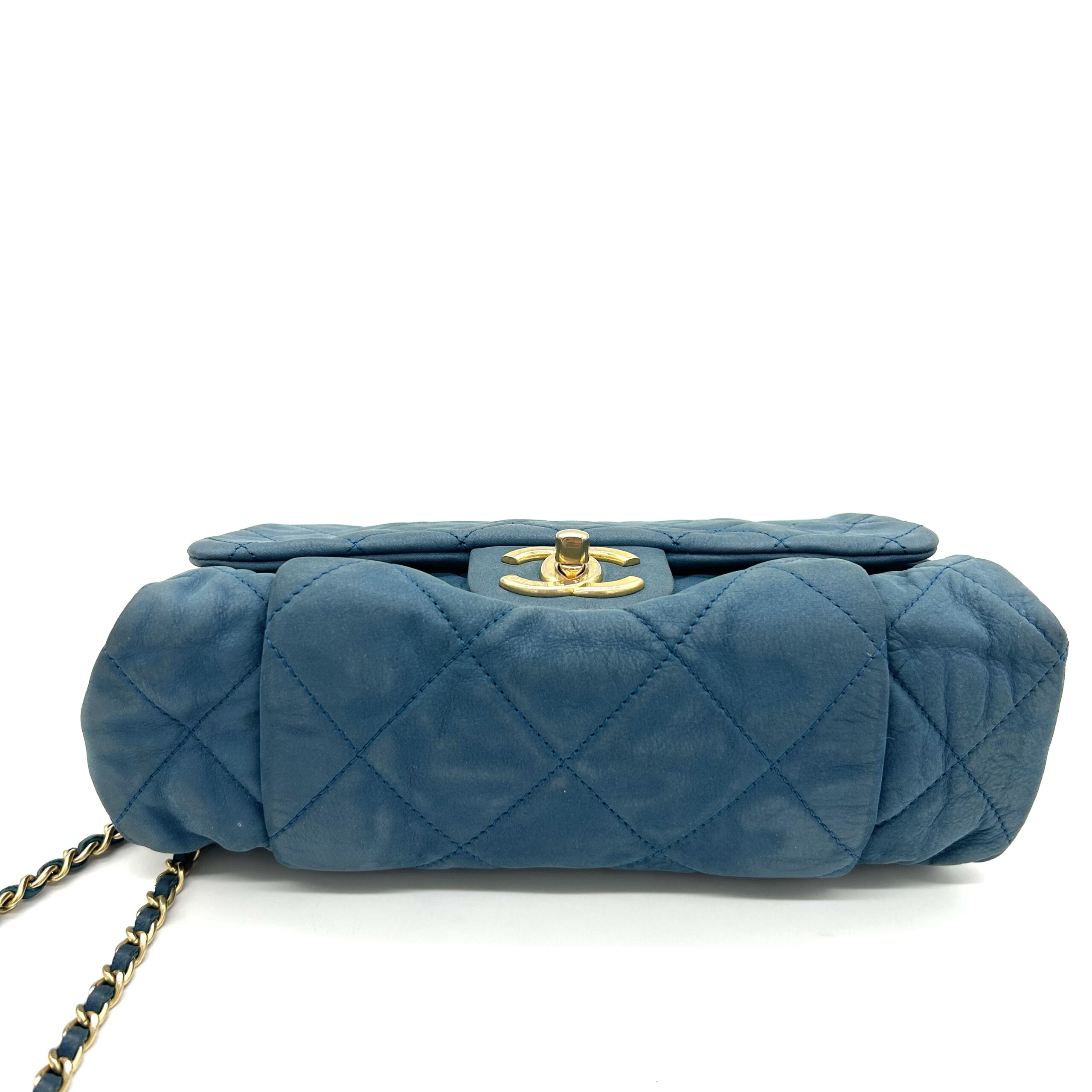 Chanel Classic Flap Medium Blue Quilted Leather Shoulder Bag Gold Hardware - Image 6