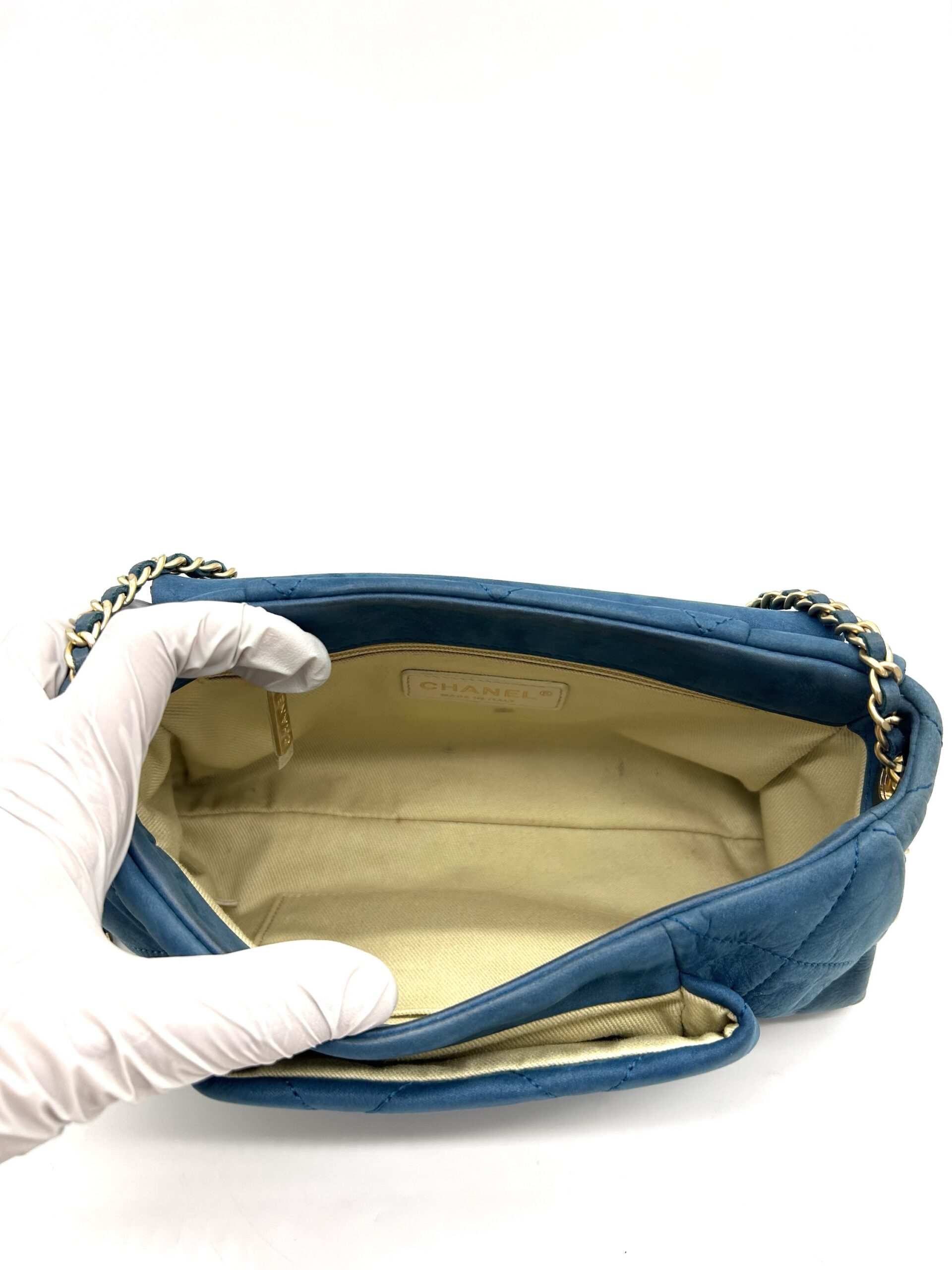 Chanel Classic Flap Medium Blue Quilted Leather Shoulder Bag Gold Hardware - Image 10