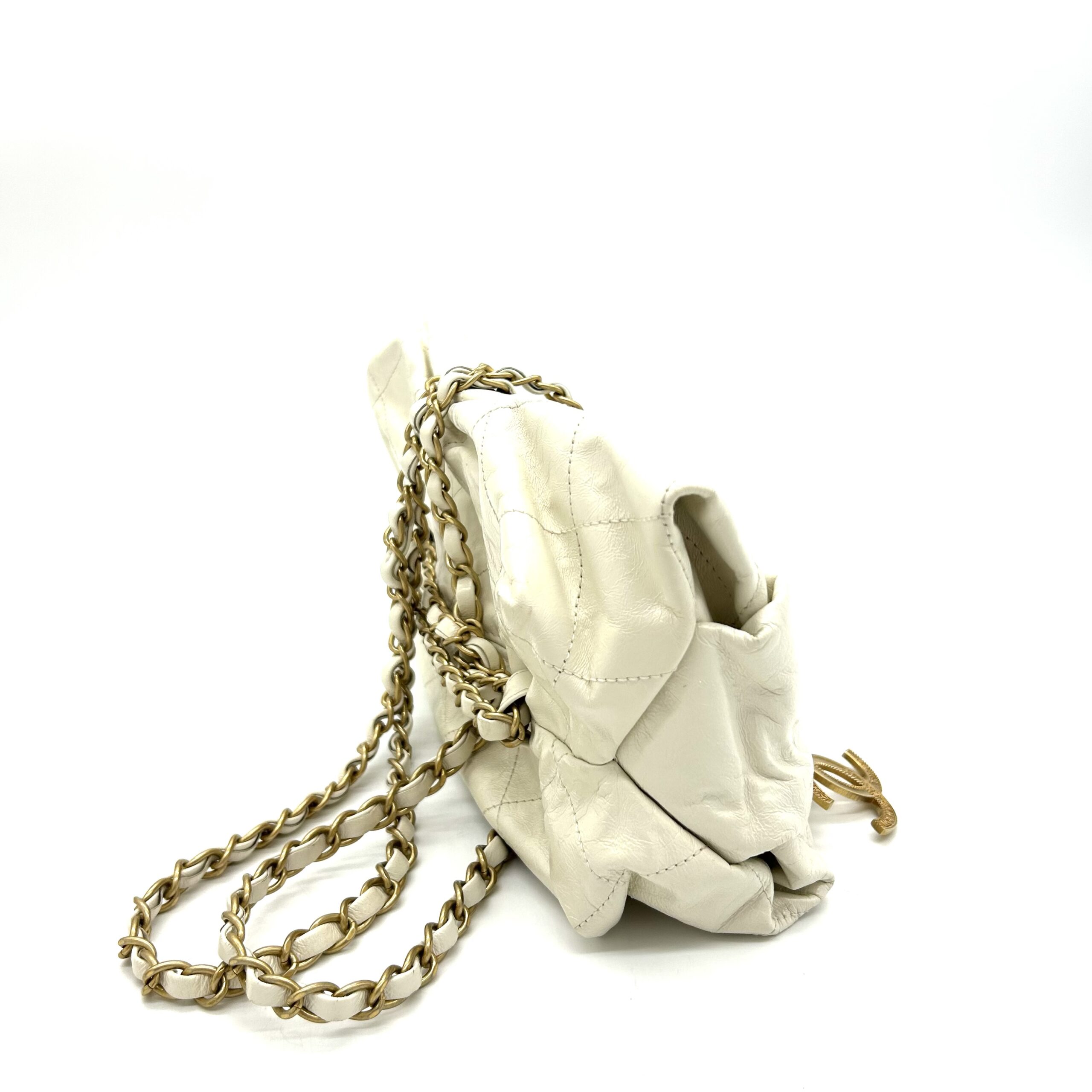Chanel White Quilted Leather Shoulder Bag with Oversized Gold CC Charm - Image 4