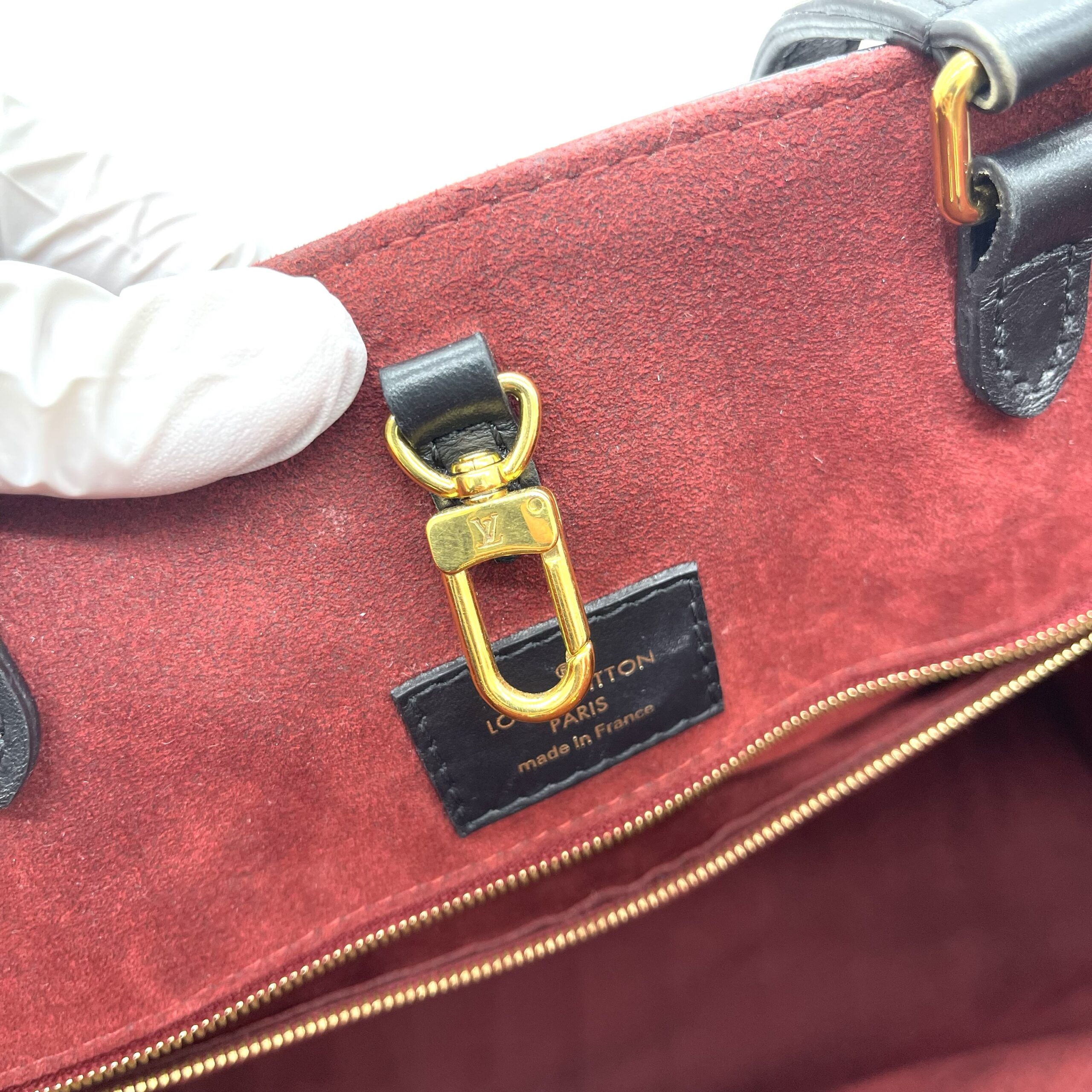 Louis Vuitton OnTheGo MM Tote Bag - Image 5