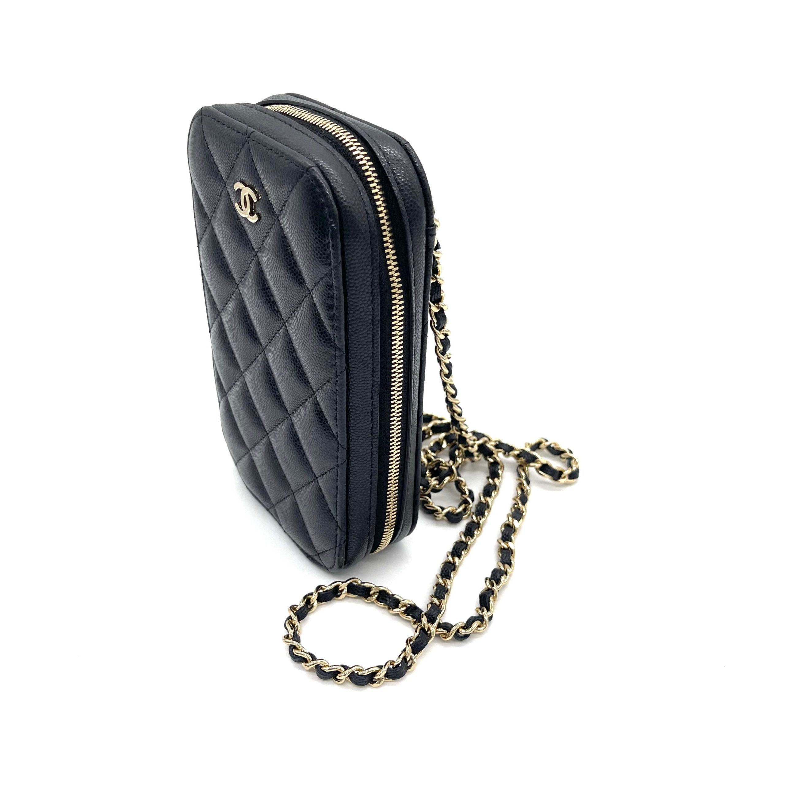 CHANEL Zip Around Phone Case Chain Shoulder Bag – Black Grained Calfskin
