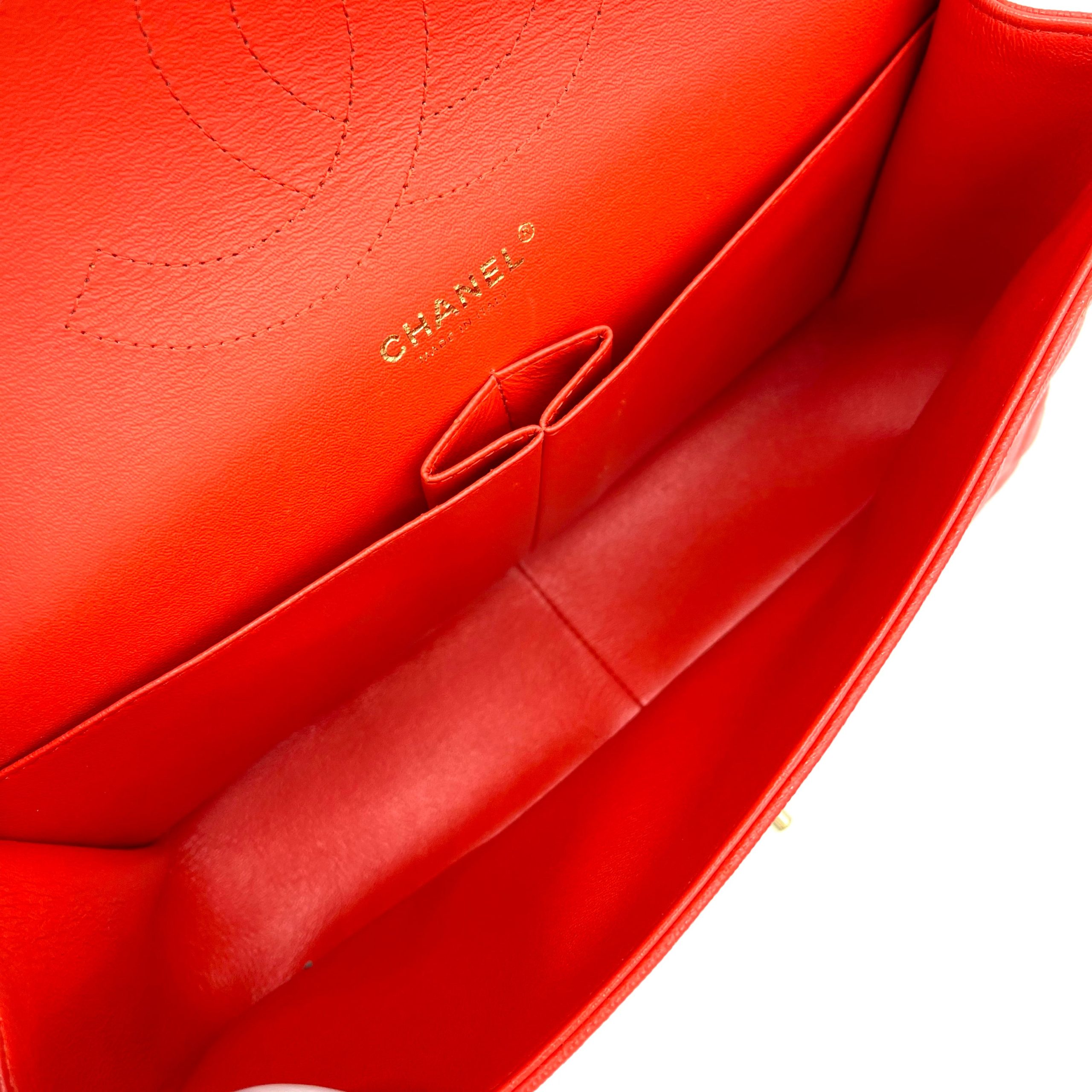 CHANEL Caviar Quilted Jumbo Double Flap Red 2019