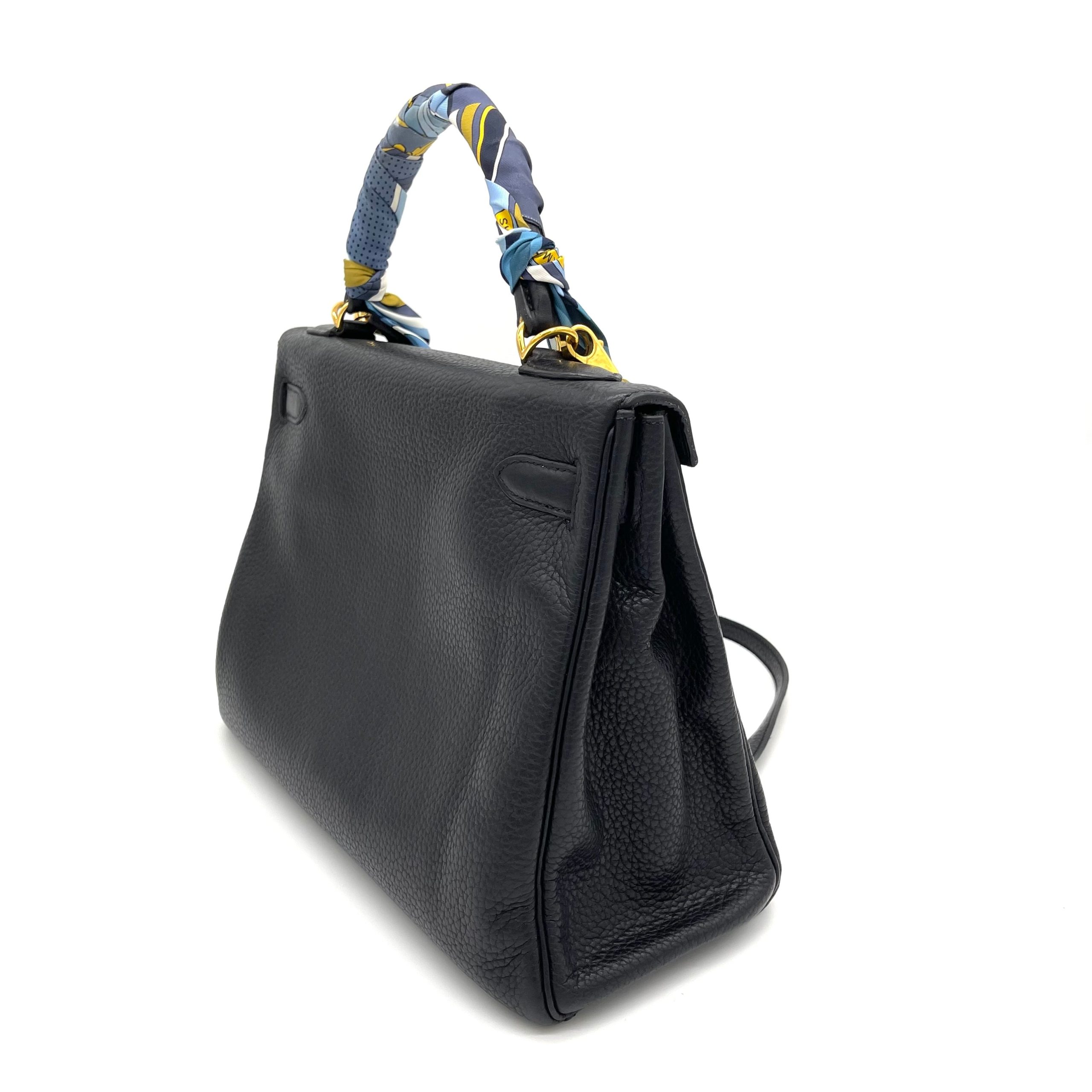 HERMES
Kelly Togo Retourne 28 Black Year2014