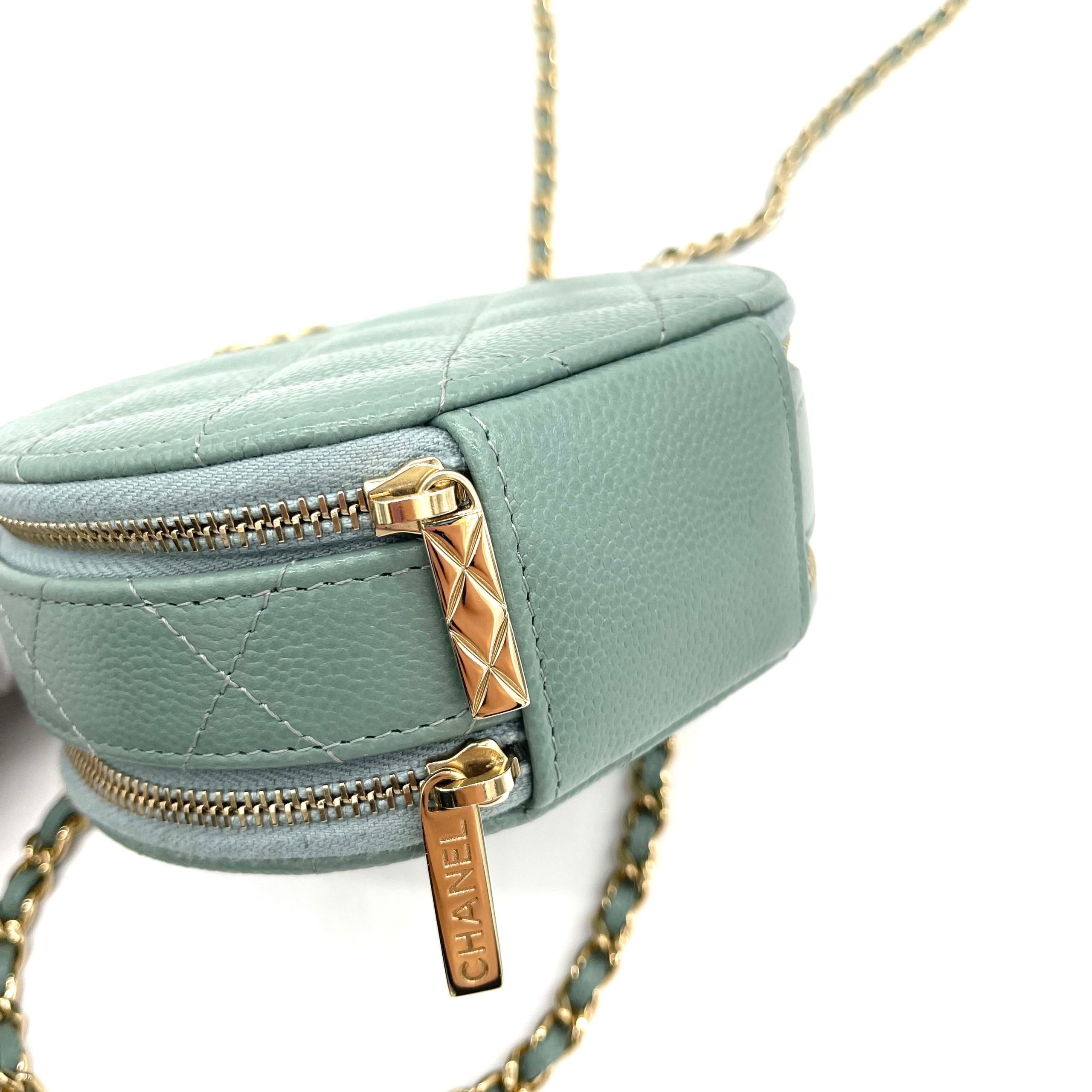 CHANEL Caviar Quilted Round Handle With Care Vanity With Chain Green
