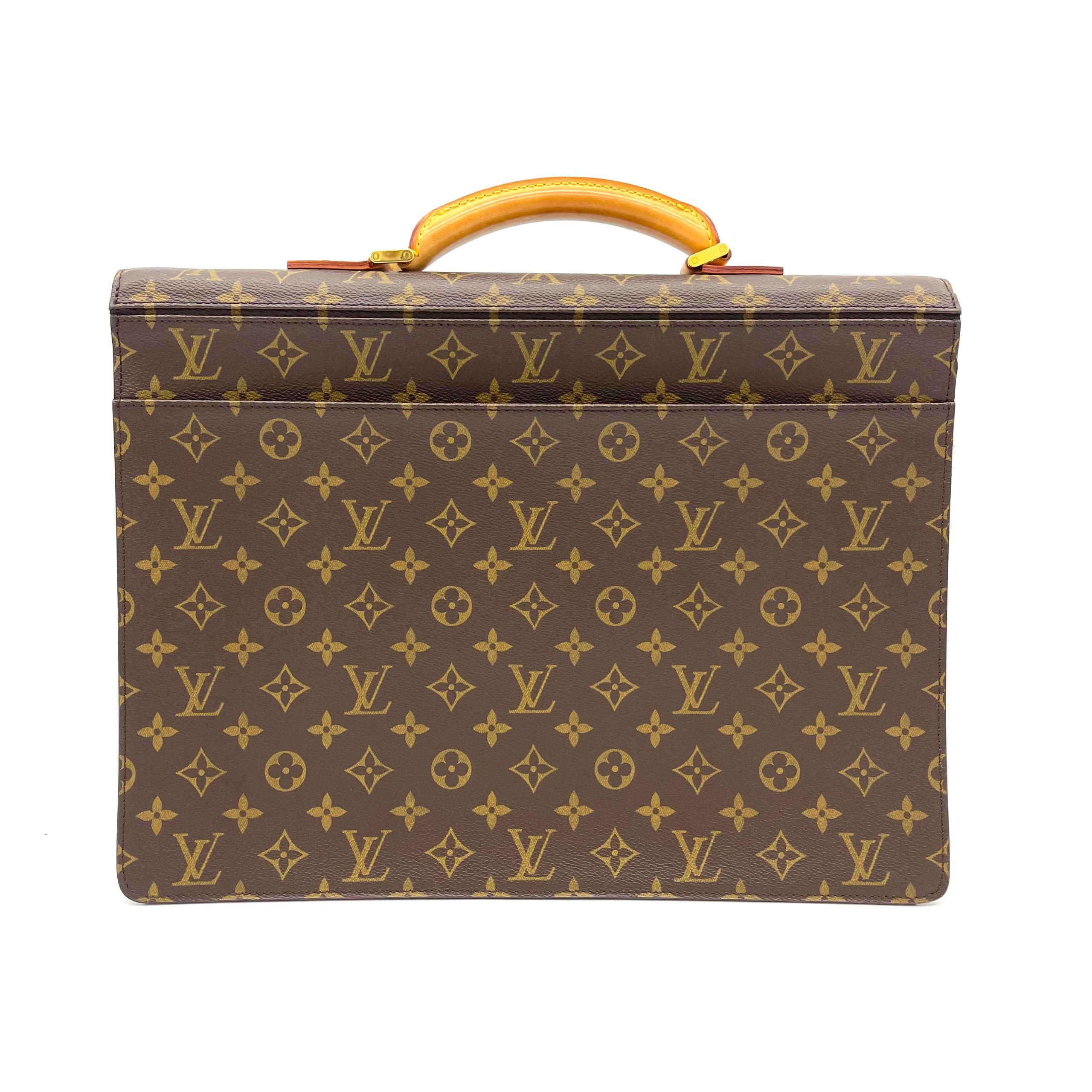 LOUIS VUITTON Monogram Canvas Robusto 1 Compartment Briefcase