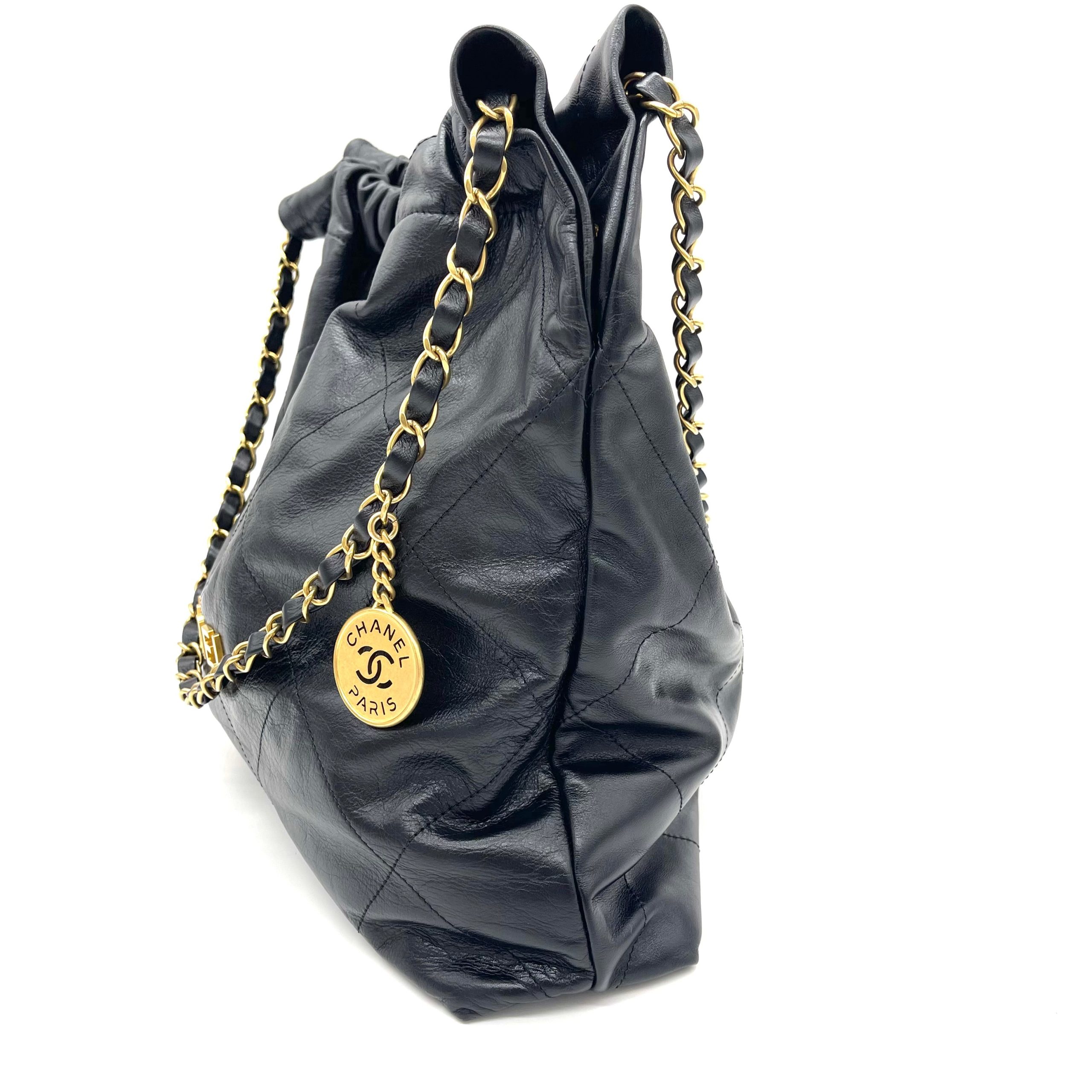 CHANEL Shiny Calfskin Quilted Chanel 22 Bag Medium Black