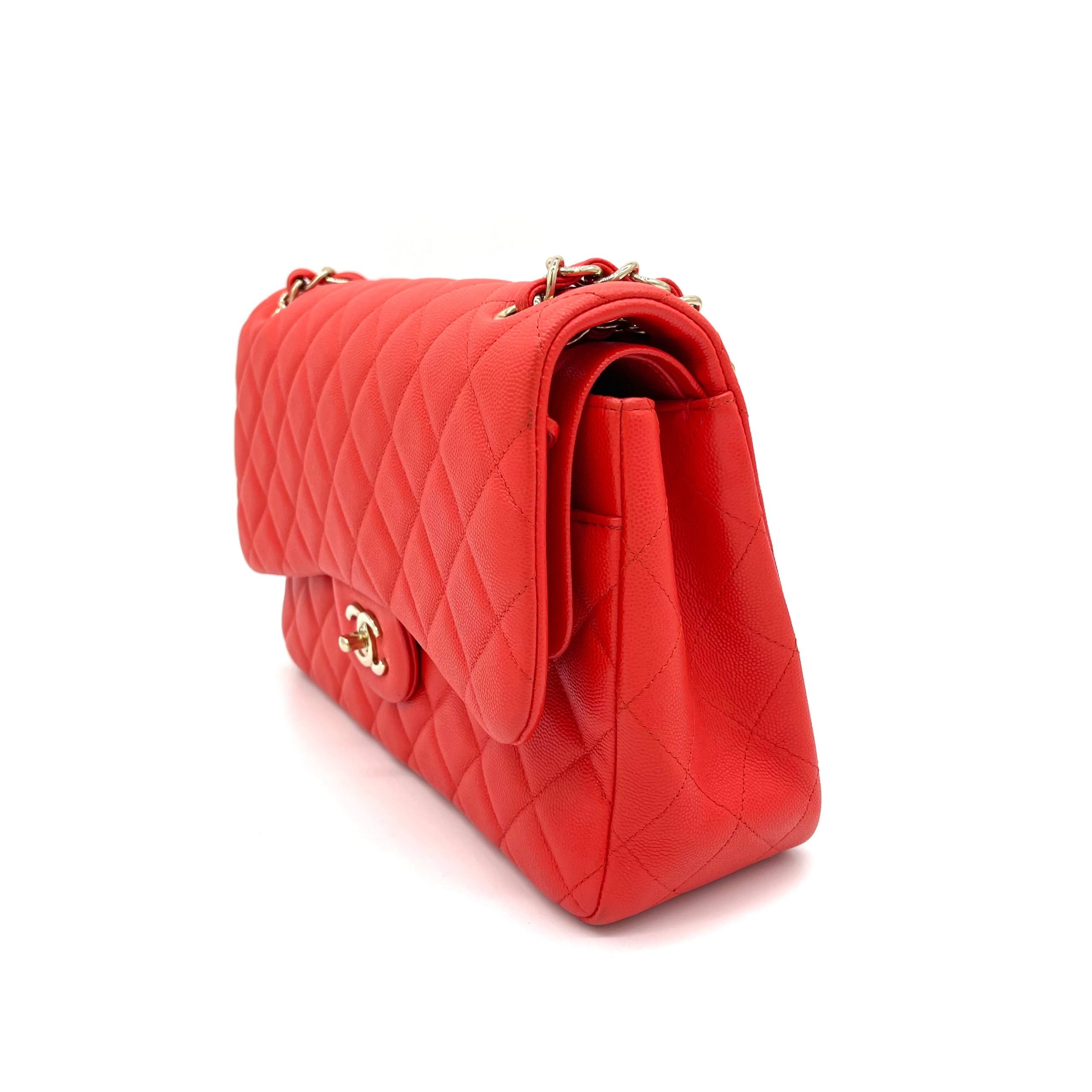 CHANEL Caviar Quilted Jumbo Double Flap Red 2019