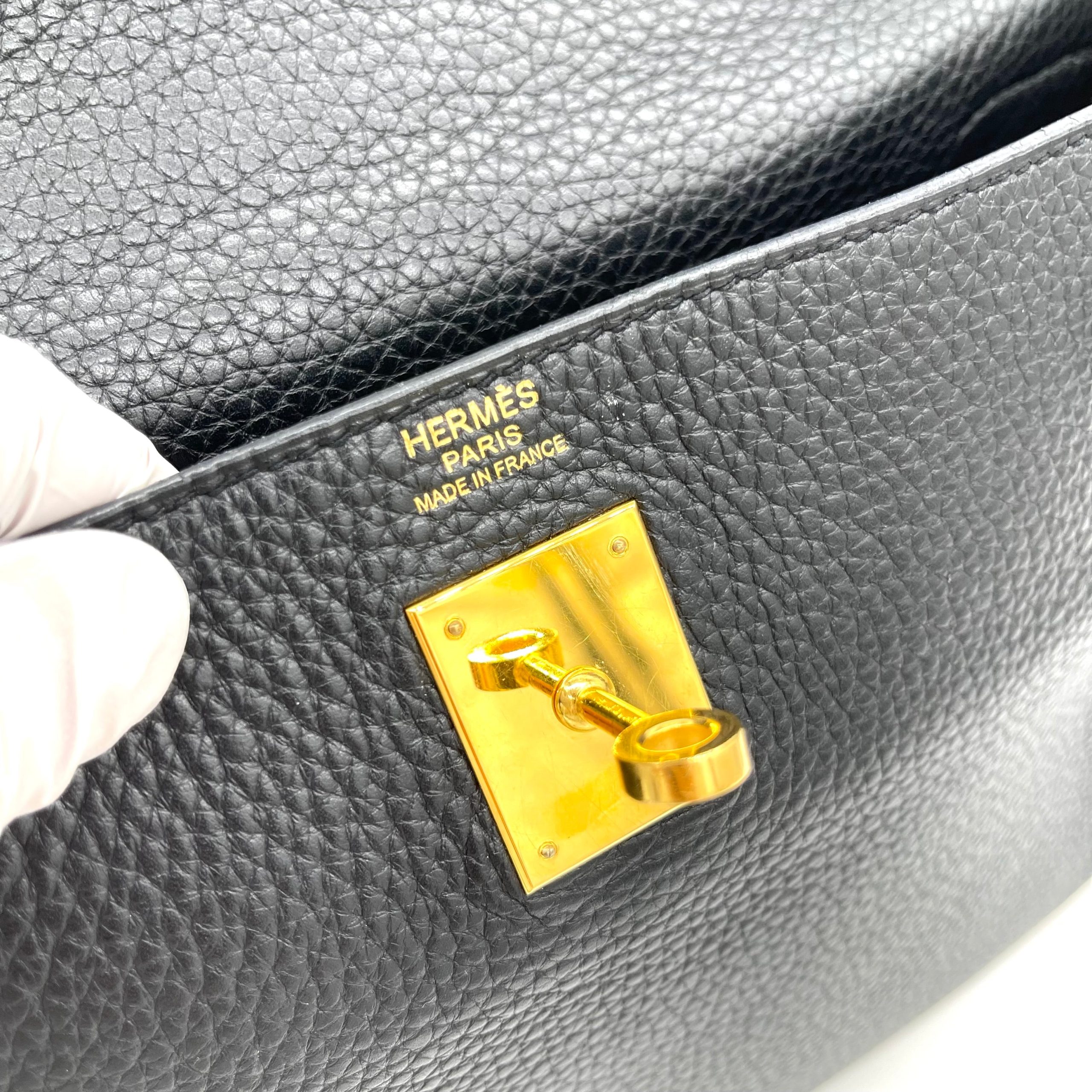 HERMES
Kelly Togo Retourne 28 Black Year2014