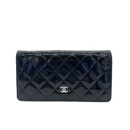 CHANEL Patent Calfskin Quilted Yen Wallet – Black