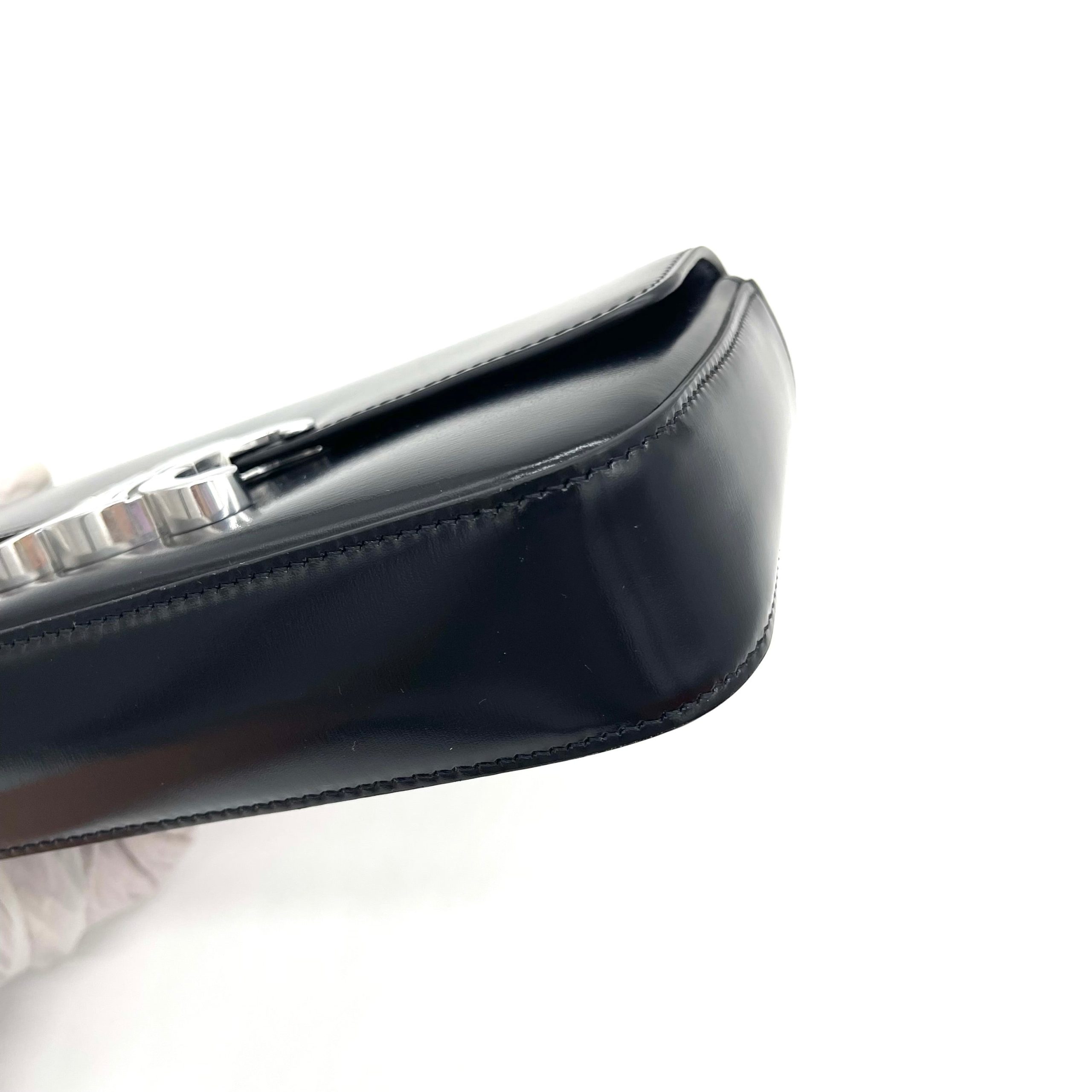 CELINE Shiny Calfskin Triomphe Chain Shoulder Bag Black