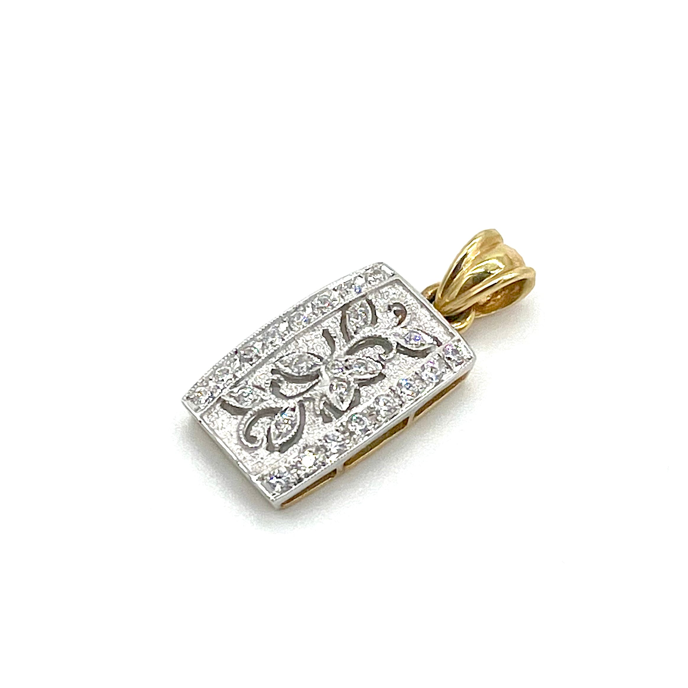 18k Yellow Gold & Diamonds Setting Customized “PLANT” Pendant