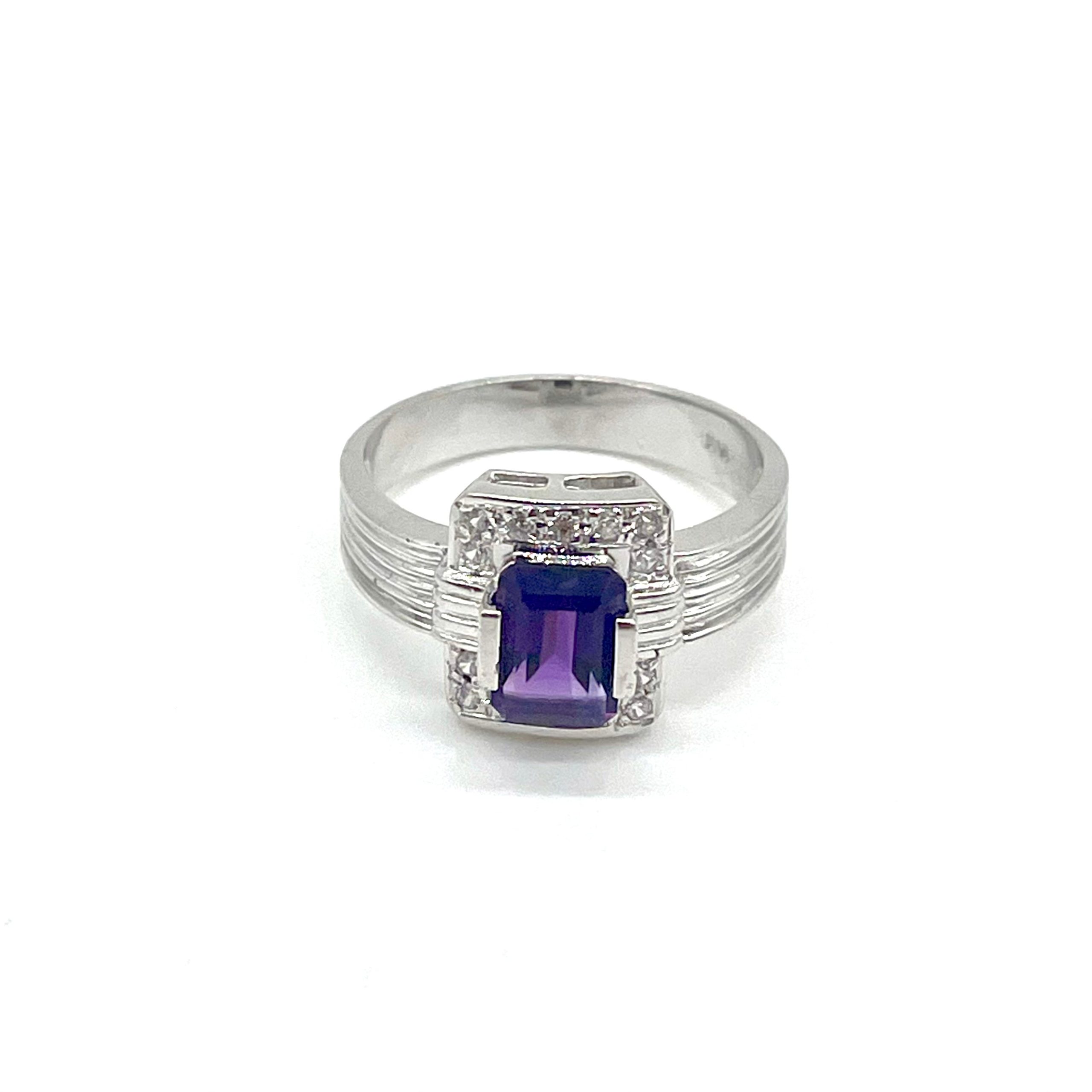 14k White Gold Amethyst Ring