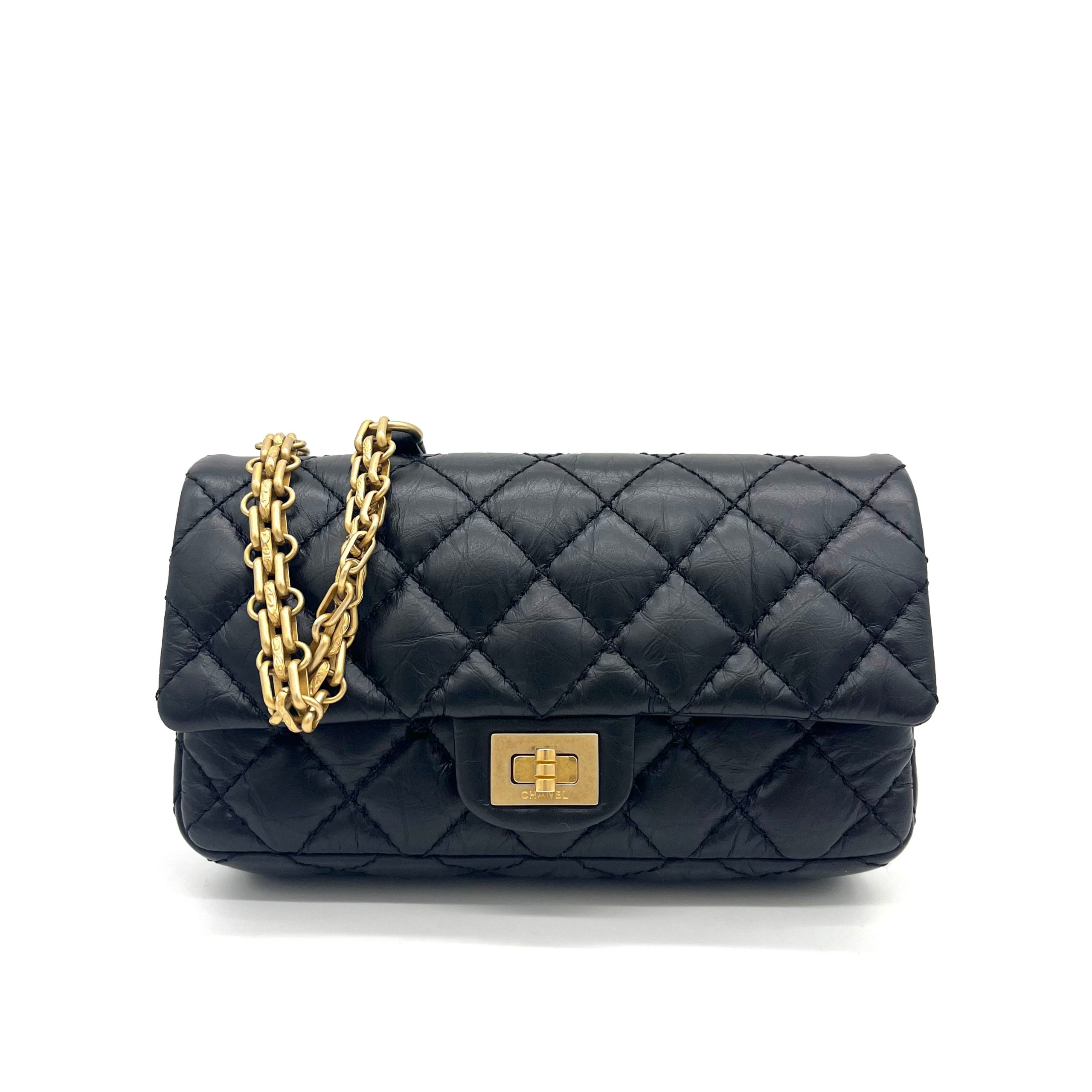 CHANEL Aged Lambskin Quilted 2.55 Reissue Flap Belt Bag Clutch Black 2018-2019