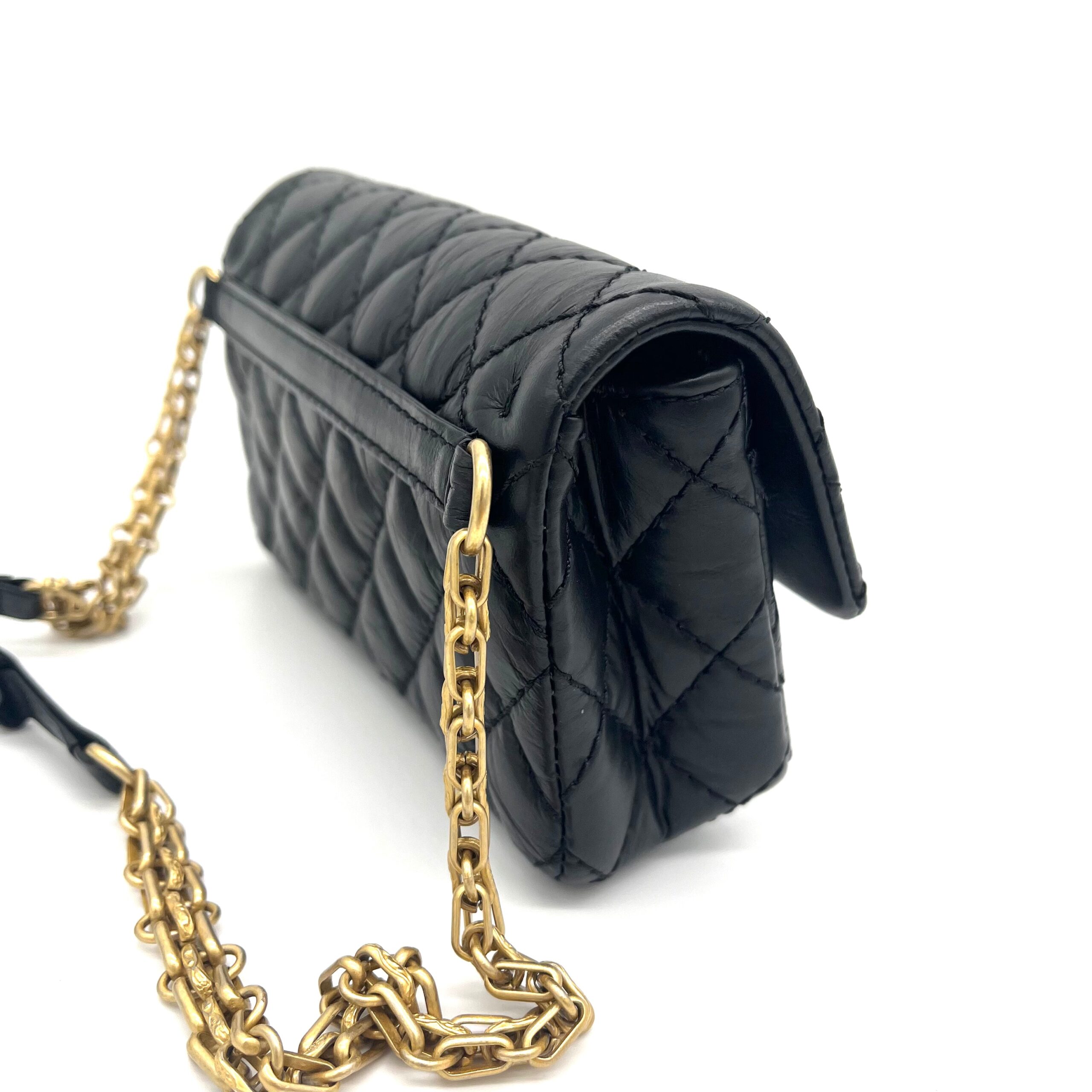 CHANEL Aged Lambskin Quilted 2.55 Reissue Flap Belt Bag Clutch Black 2018-2019