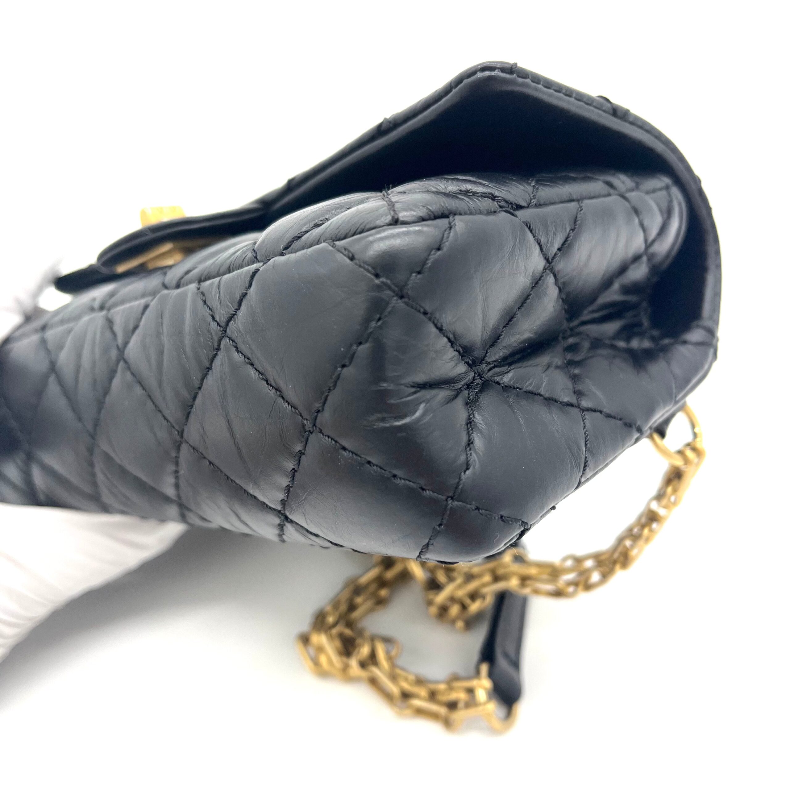 CHANEL Aged Lambskin Quilted 2.55 Reissue Flap Belt Bag Clutch Black 2018-2019