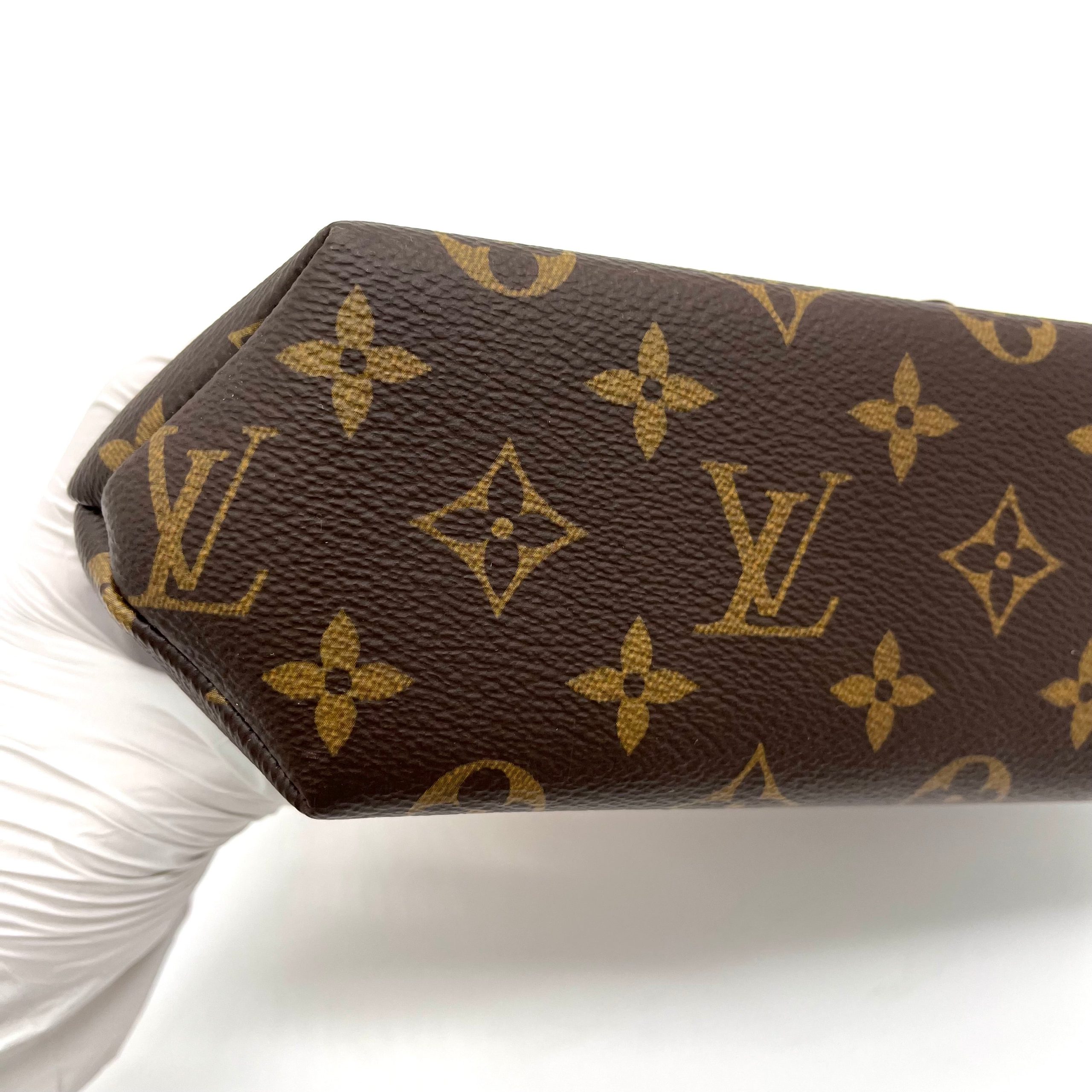 Louis Vuitton Monogram Locky BB Rose Poudre