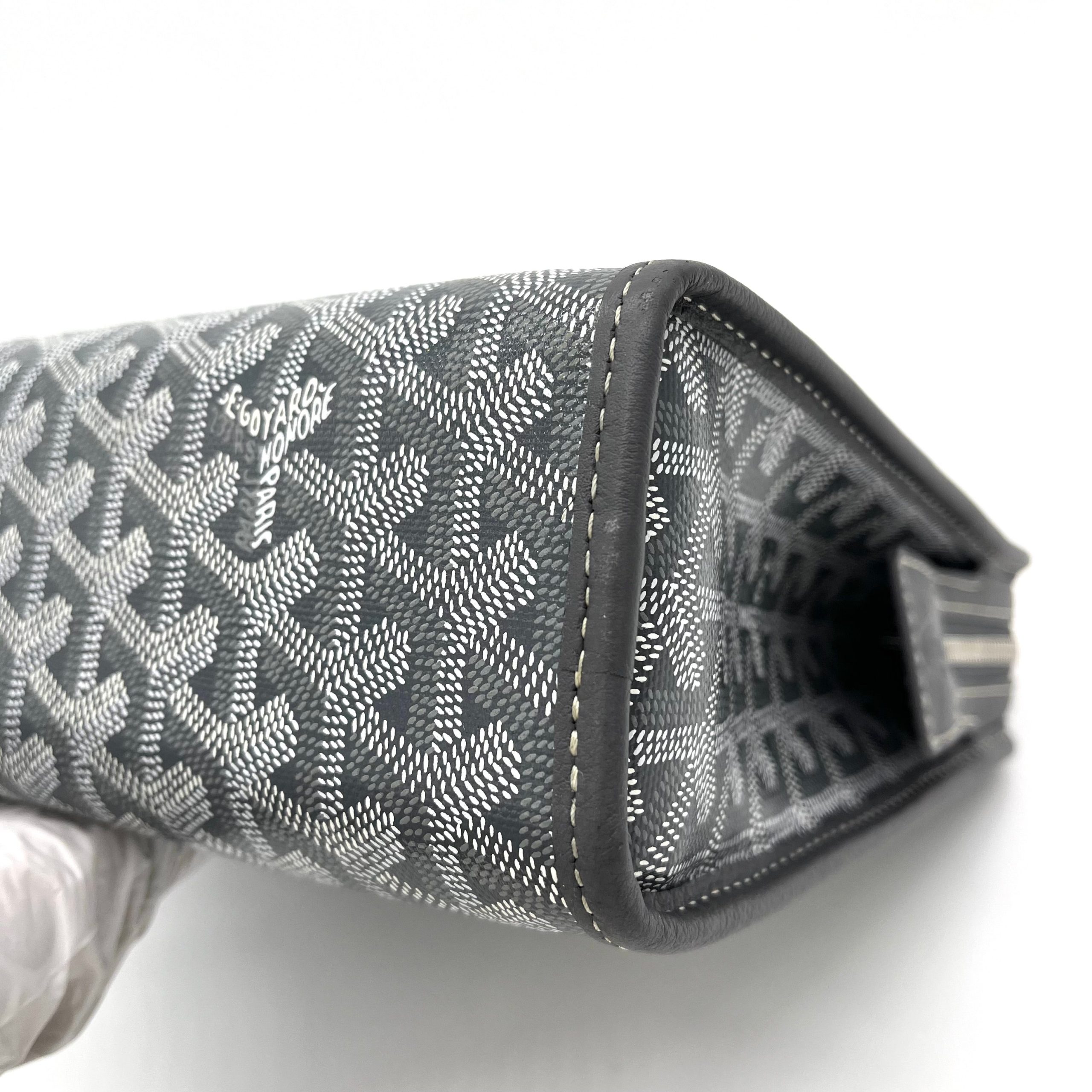 Goyard Goyardine Jouvence Toiletry Pouch Grey