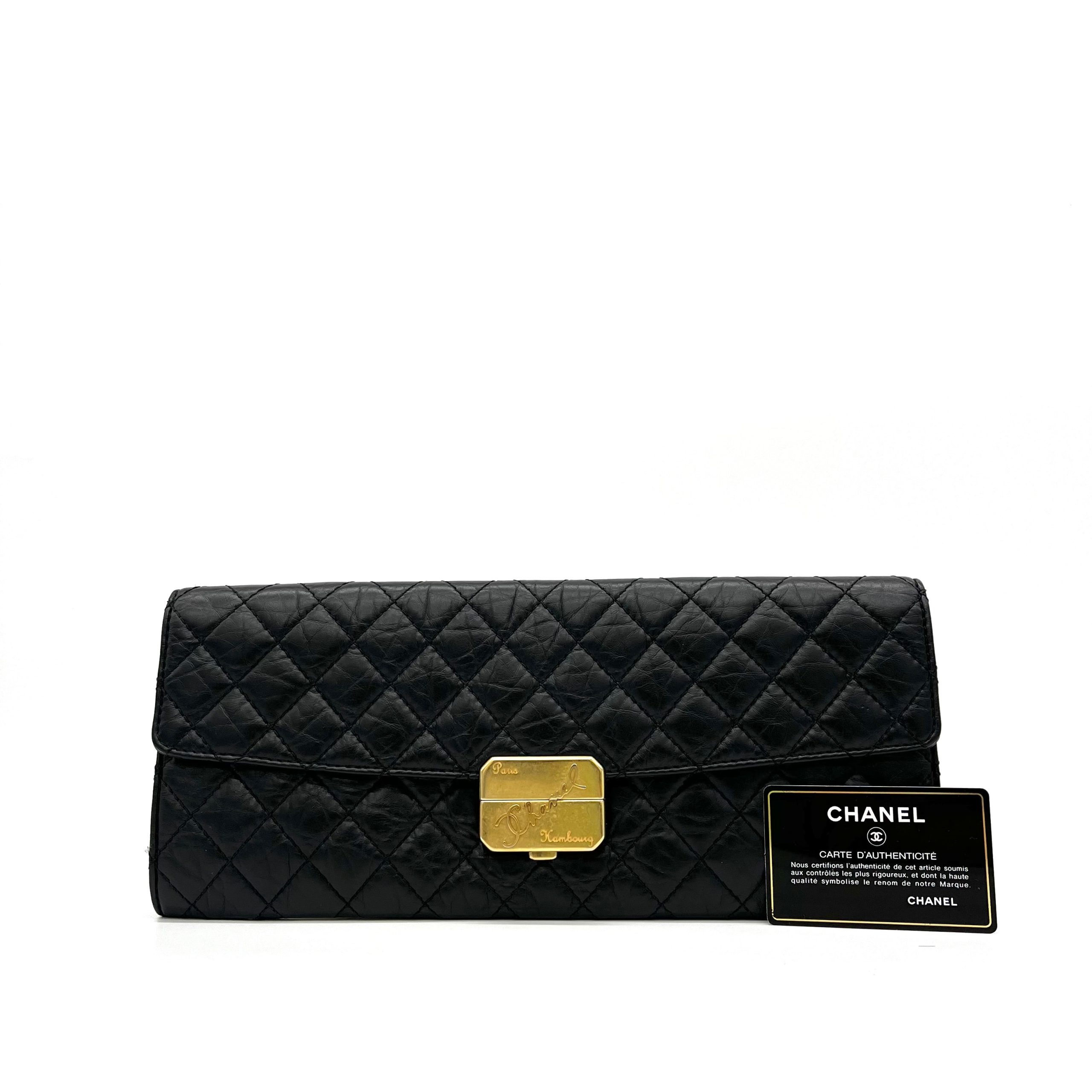 CHANEL Paris-Hamburg Clasp Quilted Clutch Black 2018-2019