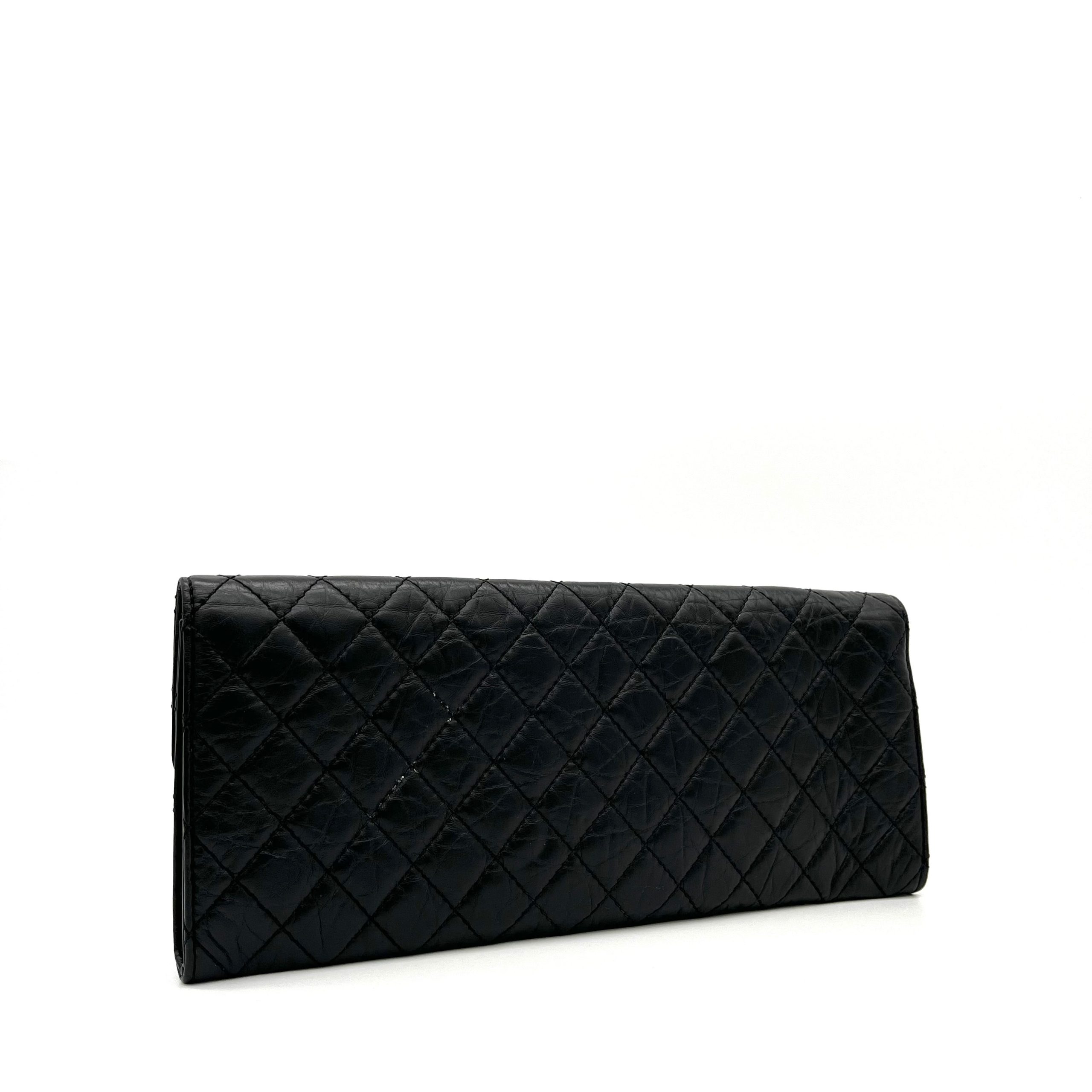 CHANEL Paris-Hamburg Clasp Quilted Clutch Black 2018-2019