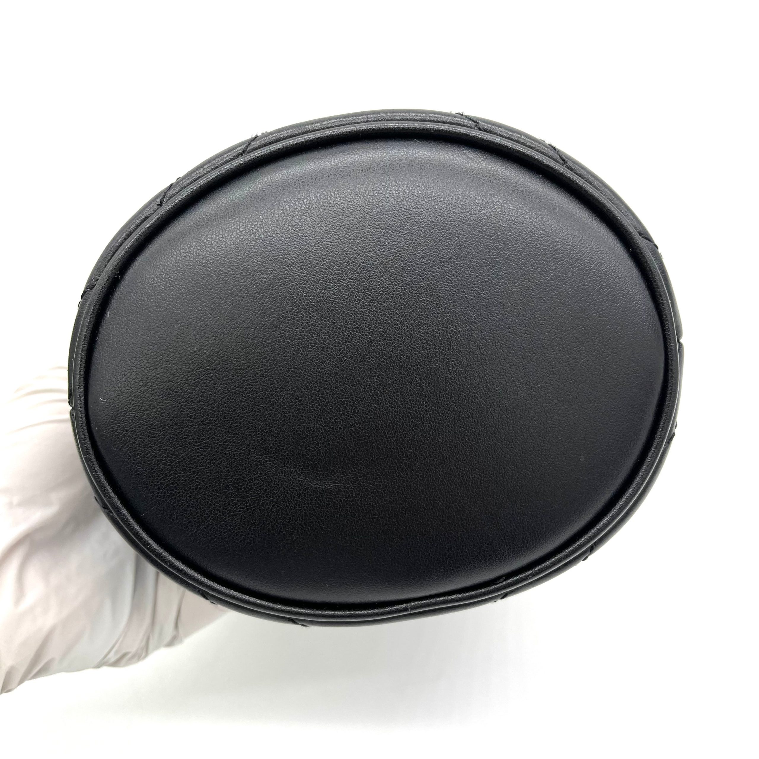 Gucci Calfskin Matelasse Mini GG Marmont 2.0 Bucket