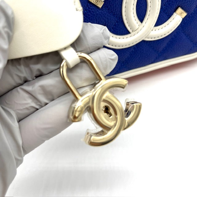 Chanel Caviar Quilted Small CC Filigree Vanity Case Blue White Red 2019
