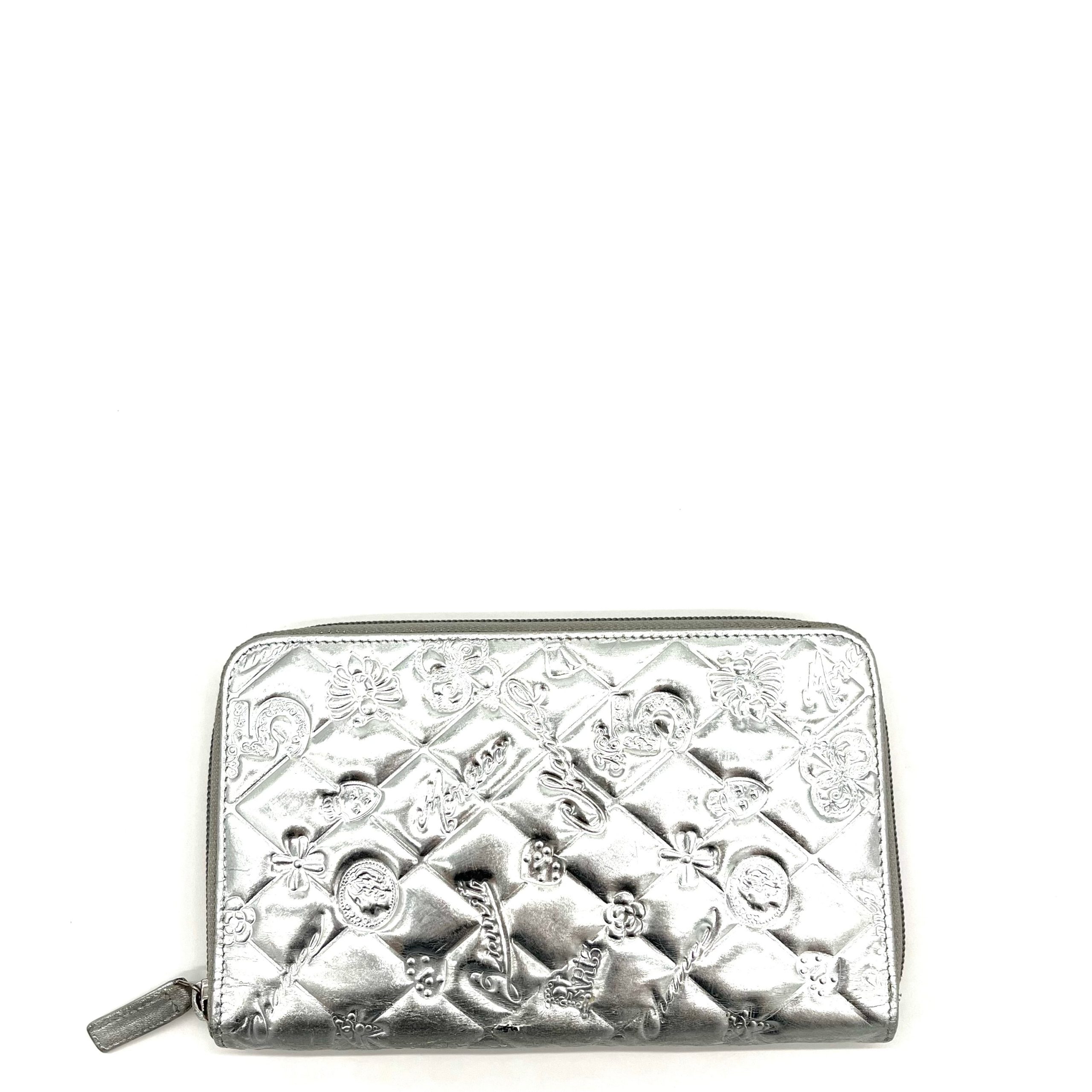 Chanel Silver Quilted Patent Leather Embossed Lucky Symbols Zip Around Wallet 2006-2008