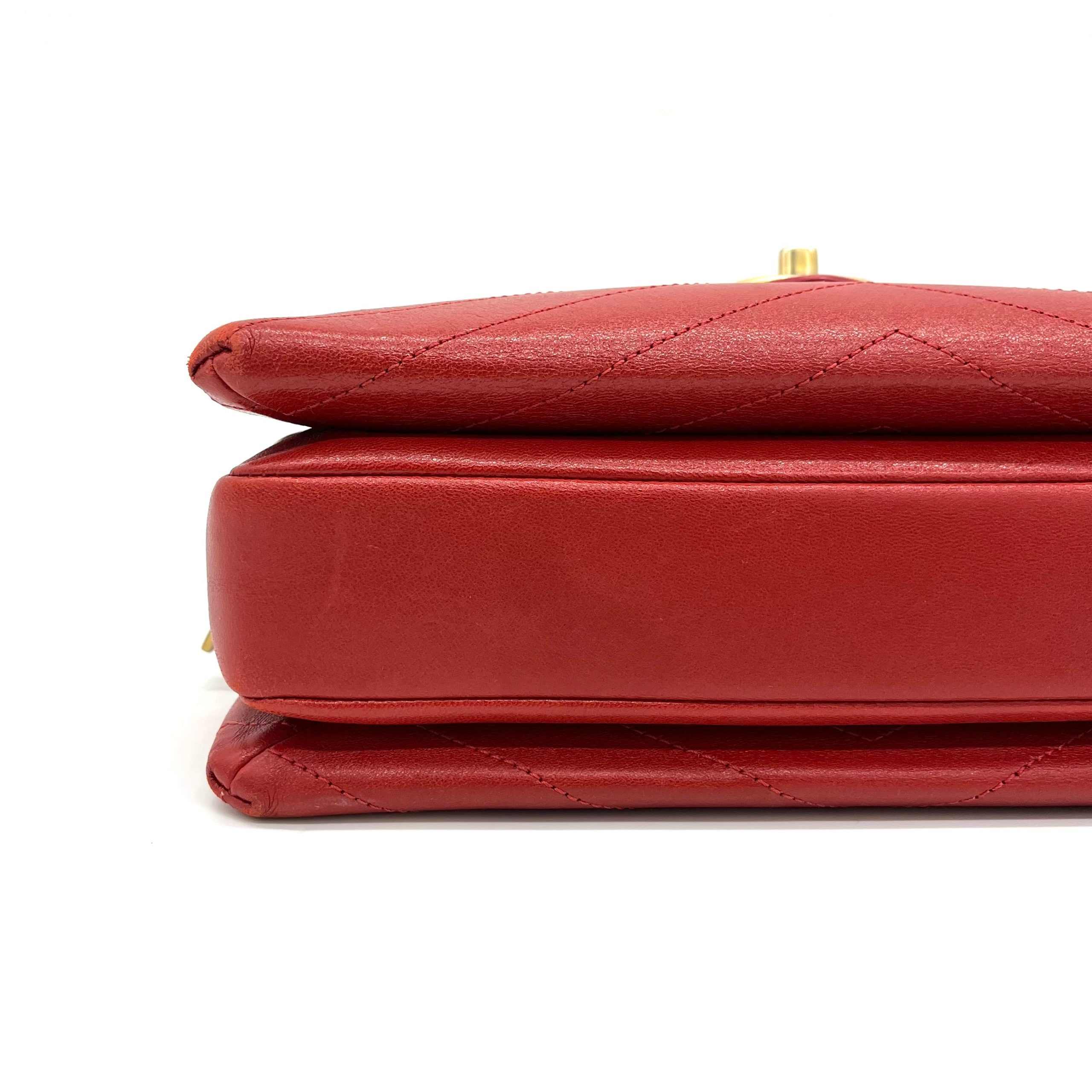 Chanel Lambskin Chevron Stitched Medium Envelope Flap Red 2018-2019