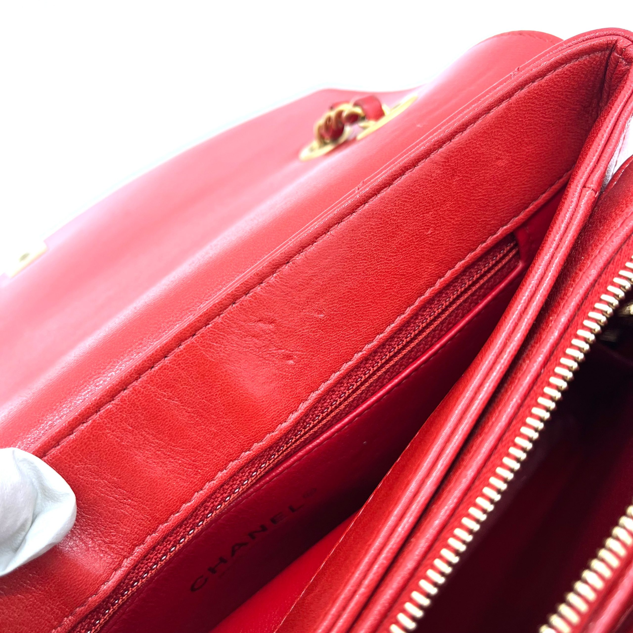 Chanel Lambskin Chevron Stitched Medium Envelope Flap Red 2018-2019