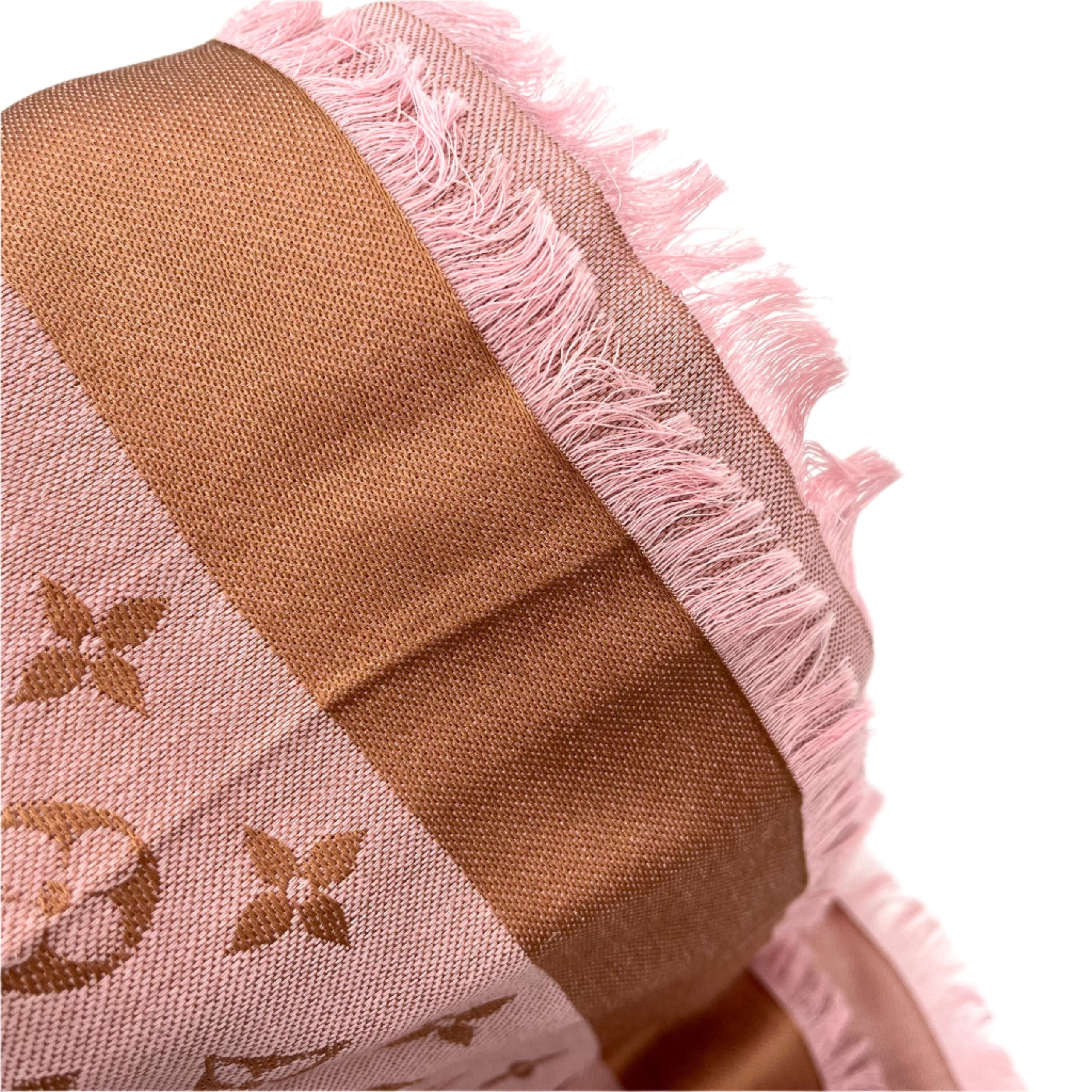 [Brand New] Louis Vuitton Silk Wool Monogram Denim Shawl Beige Pink