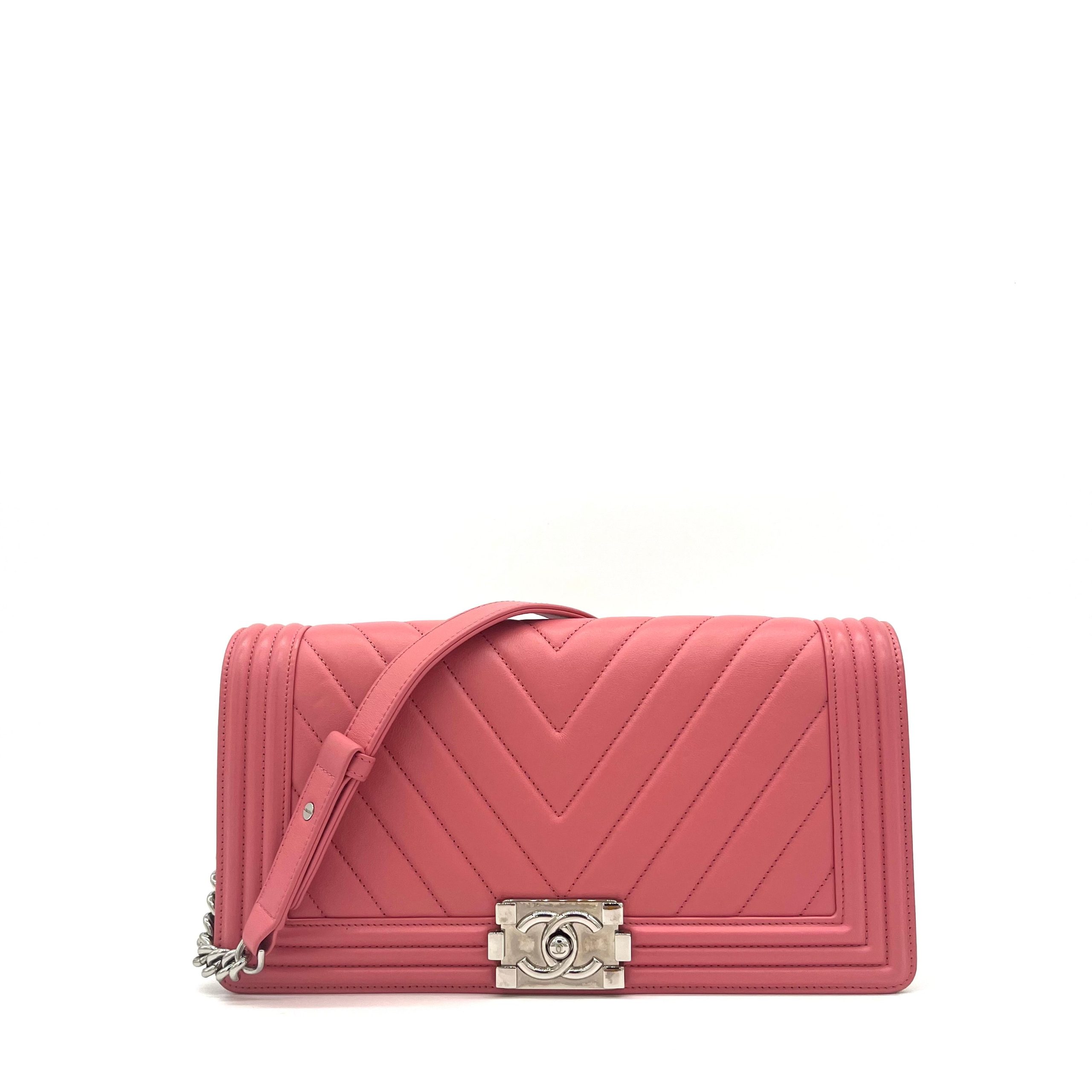 Chanel Lambskin Chevron Quilted Medium Boy Flap in Pink 2015-2016