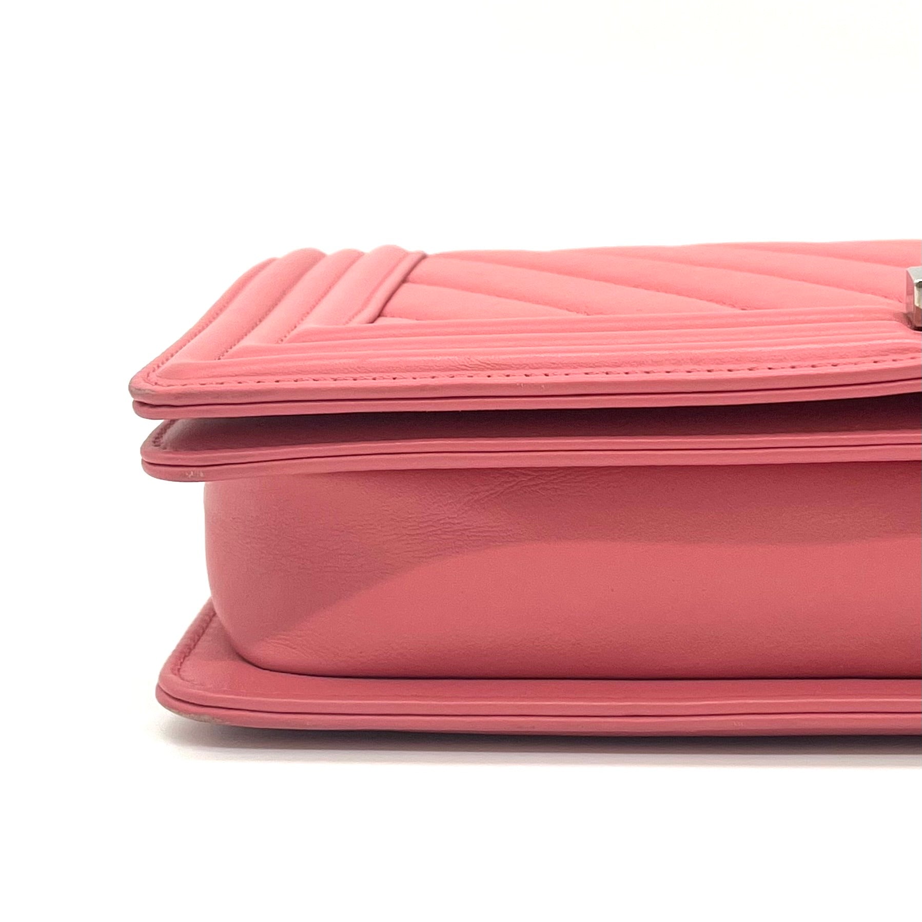 Chanel Lambskin Chevron Quilted Medium Boy Flap in Pink 2015-2016